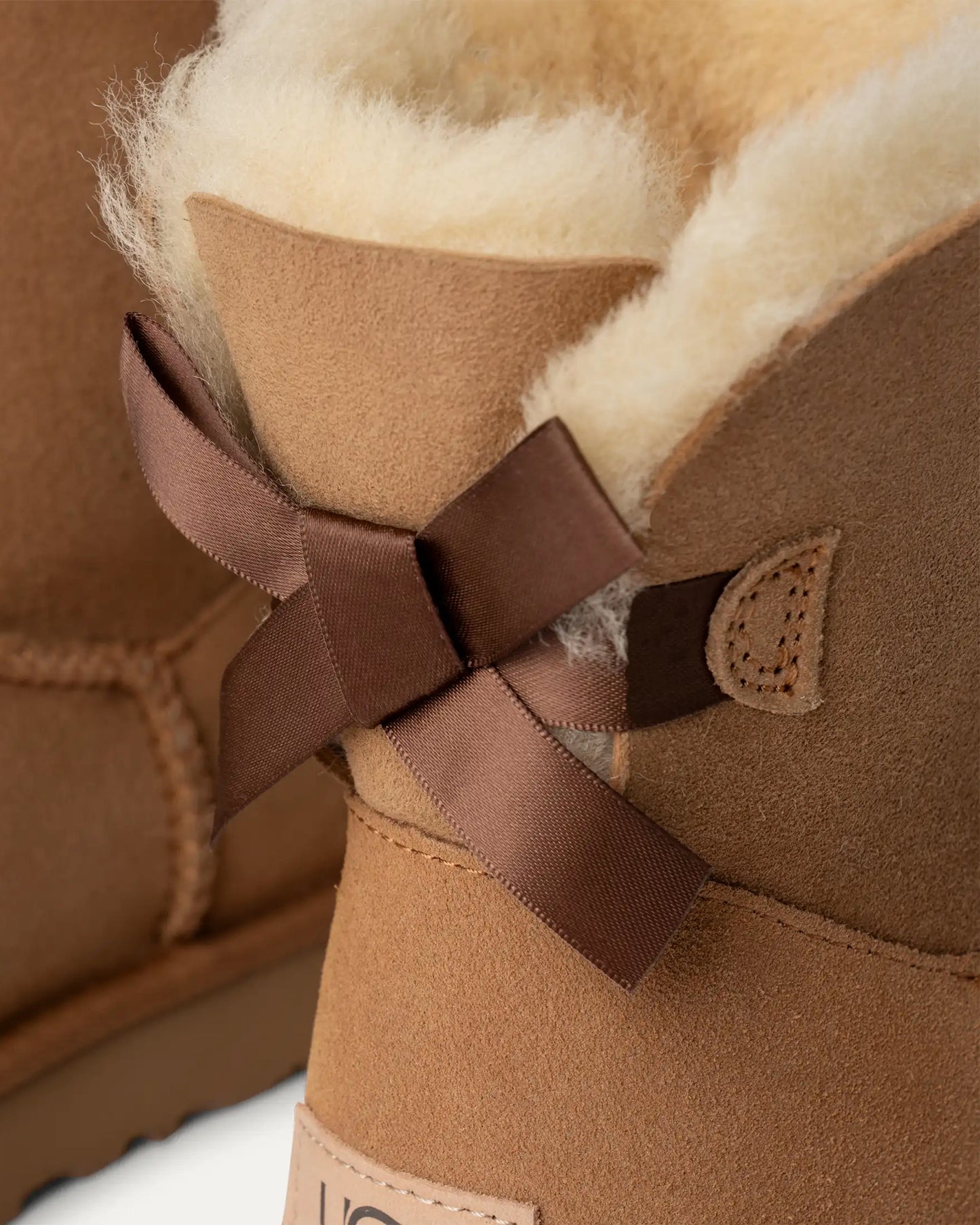 UGG Mini Bailey Bow II Womens Boots - Chestnut