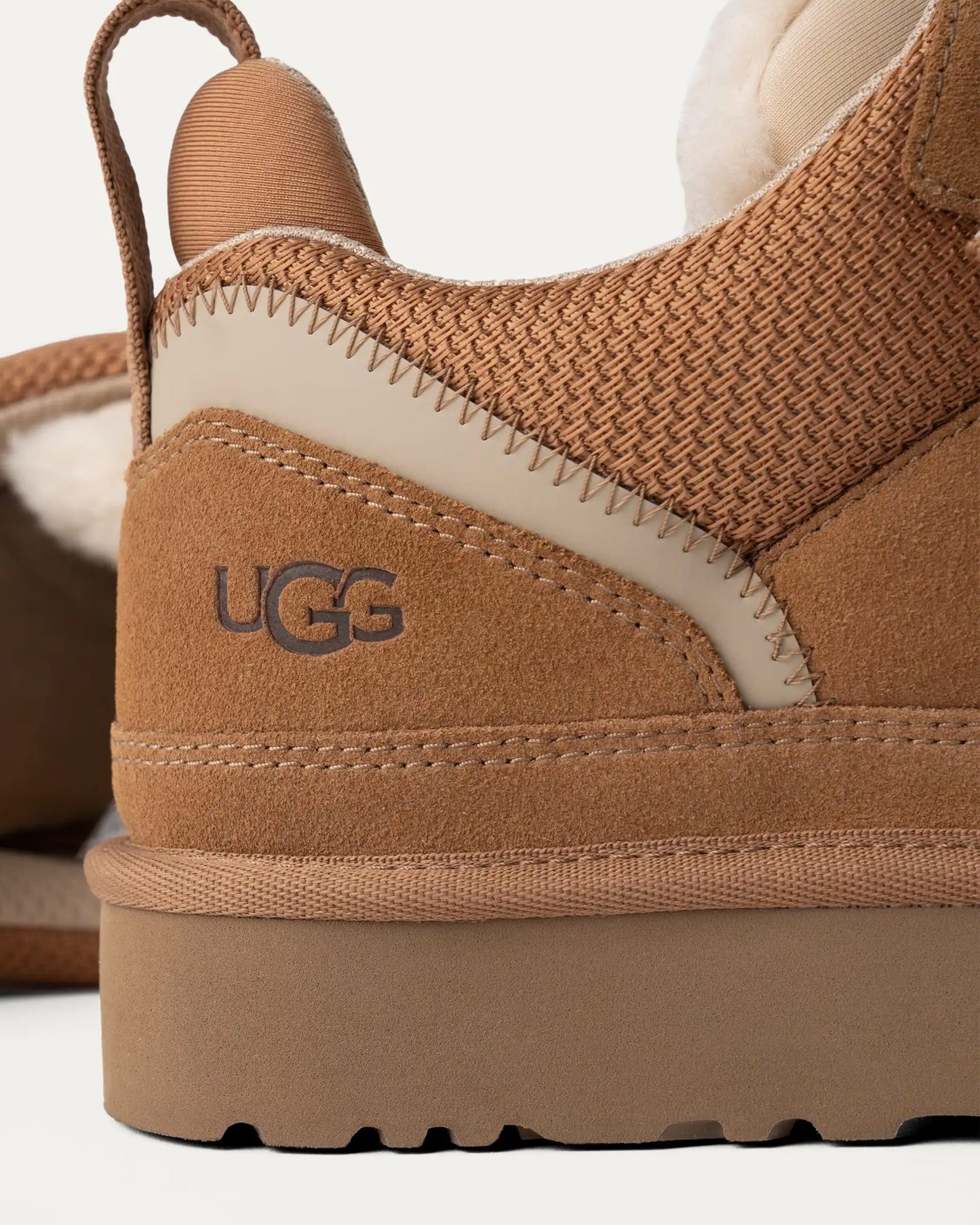 UGG Lowmel Womens Trainers - Chestnut