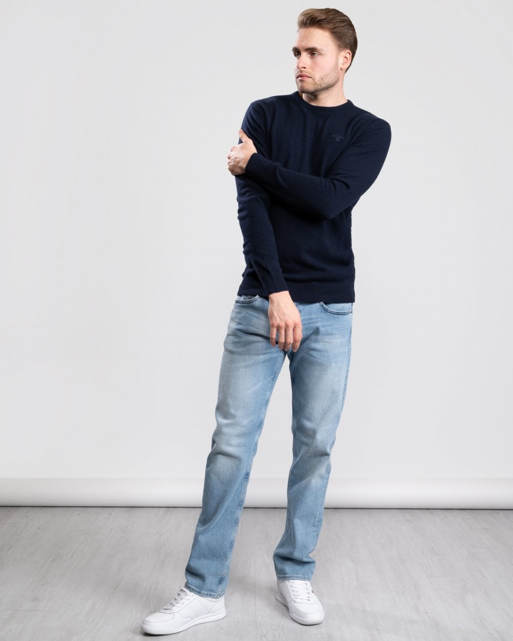 Barbour Essential Crew Neck Mens Jumper - Navy