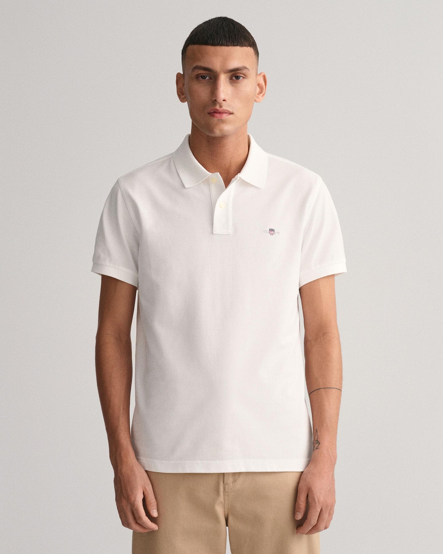 GANT Mens Slim Fit Short Sleeve Shield Logo Pique Polo - 110 White