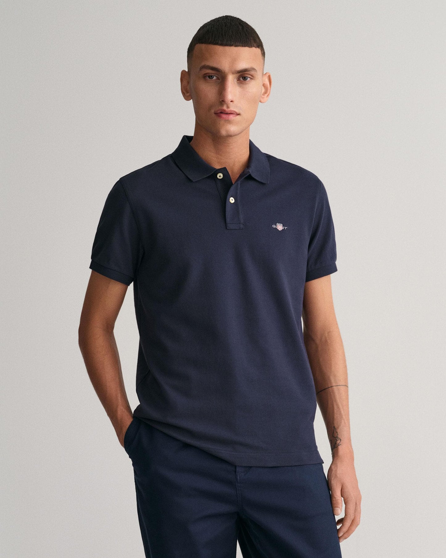 GANT Mens Slim Fit Short Sleeve Shield Logo Pique Polo - 433 Evening Blue