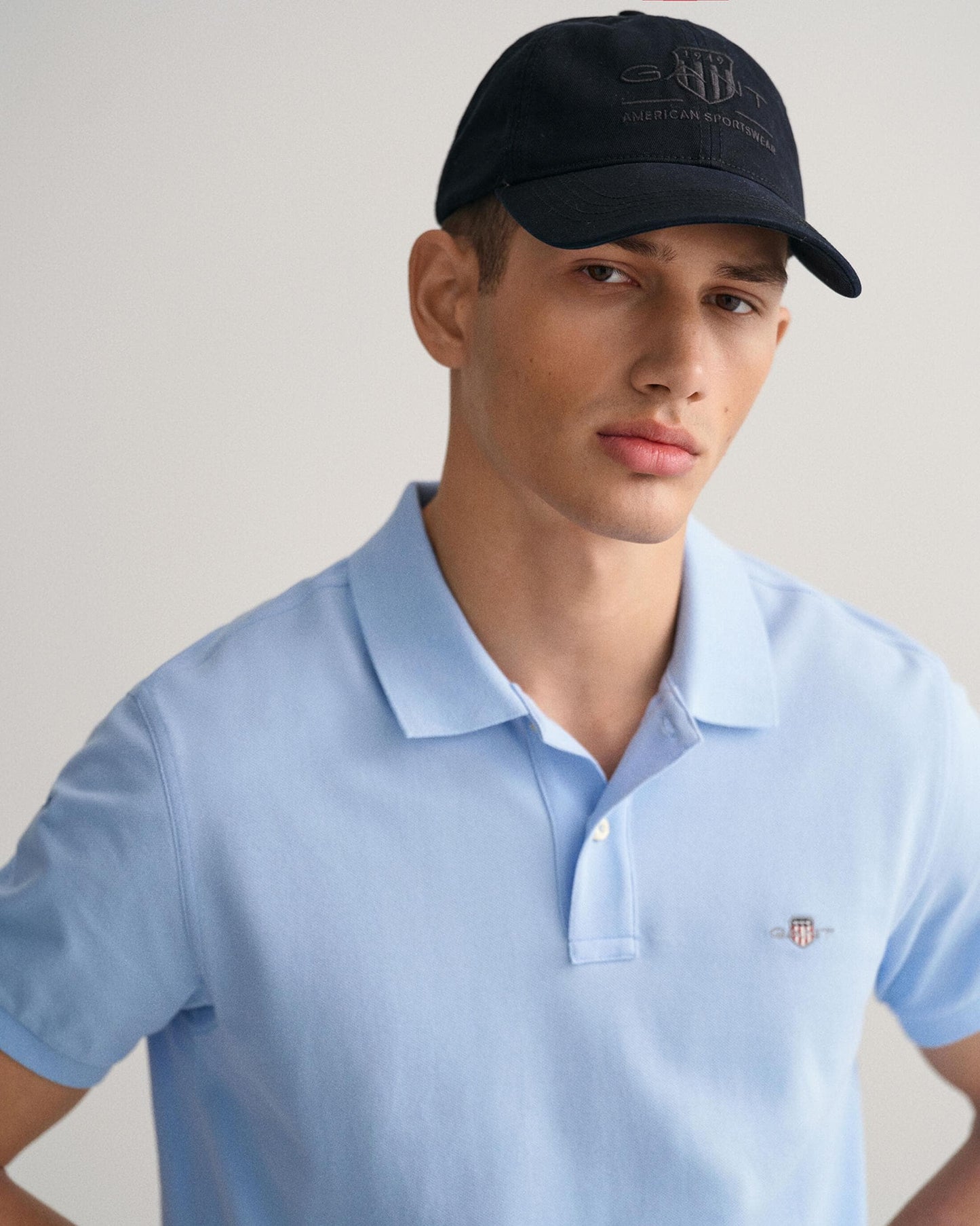 GANT Mens Slim Fit Short Sleeve Shield Logo Pique Polo - 468 Capri Blue