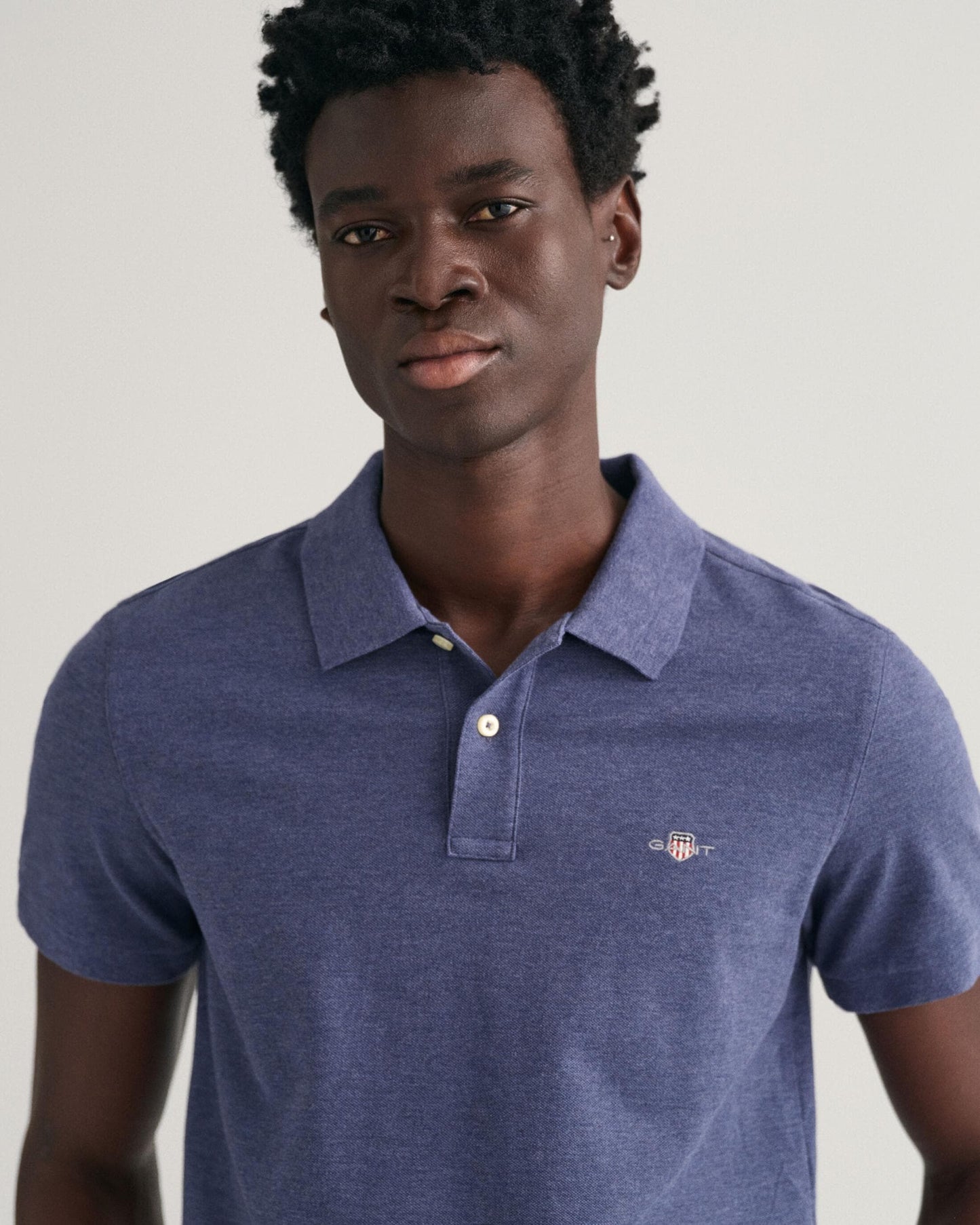 GANT Mens Slim Fit Short Sleeve Shield Logo Pique Polo - 902 Dark Jeansblue Melange