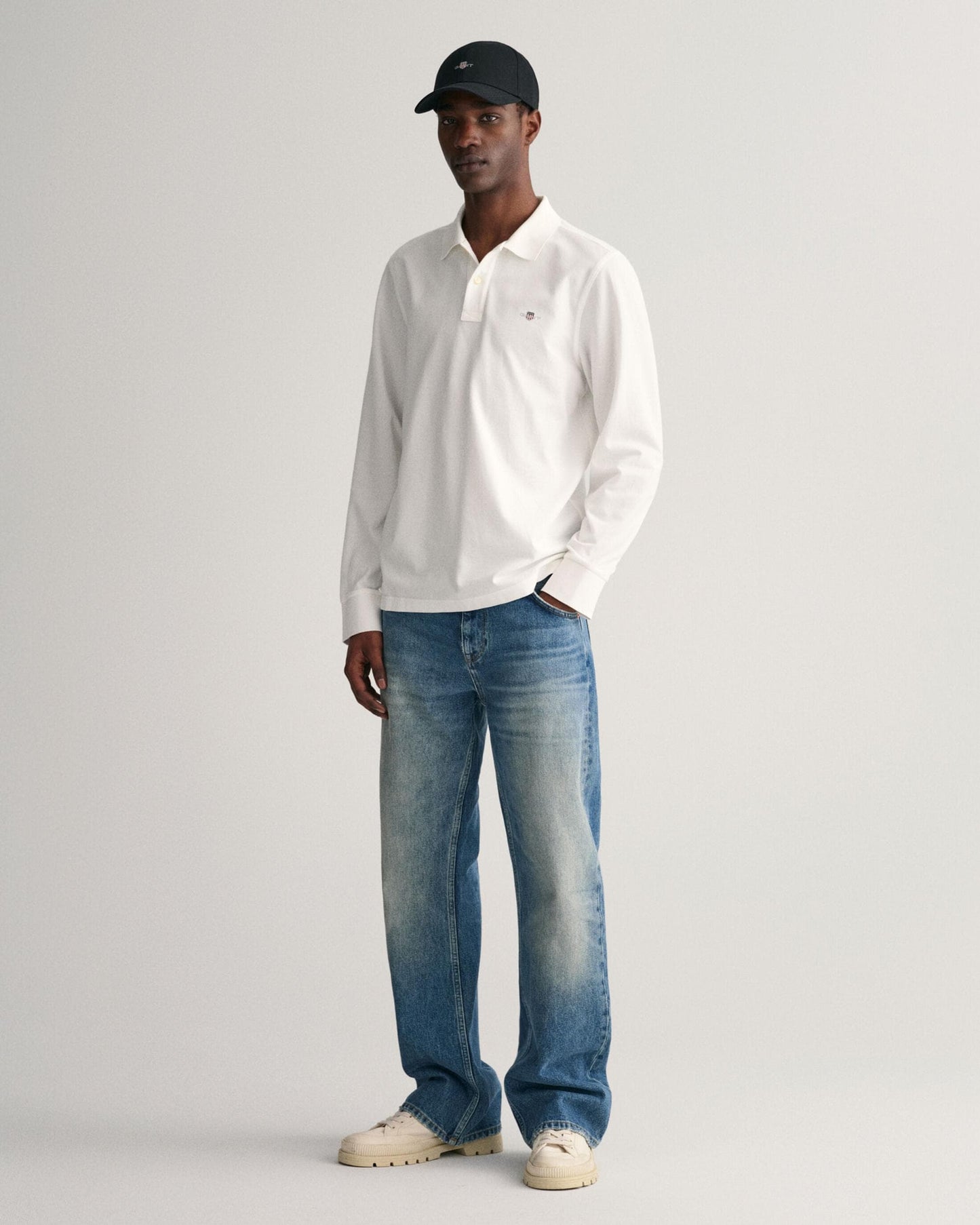 GANT Mens Regular Fit Long Sleeve Shield Logo Pique Rugger - 110 White