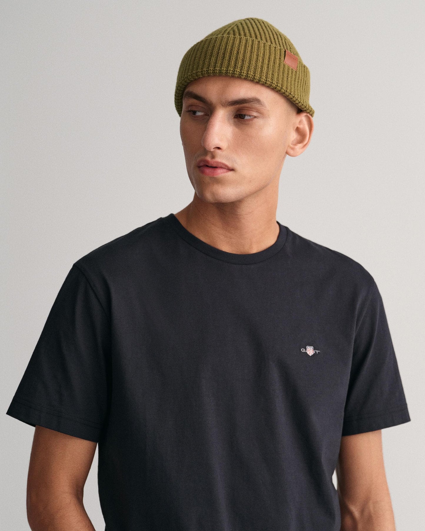 GANT Mens Regular Fit Short Sleeve Shield Logo T-Shirt NOS - 5 Black