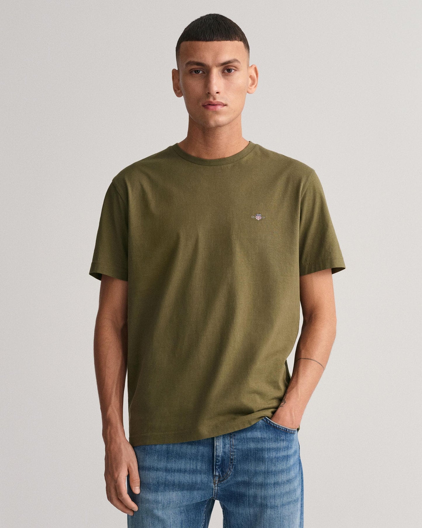 GANT Mens Regular Fit Short Sleeve Shield Logo T-Shirt