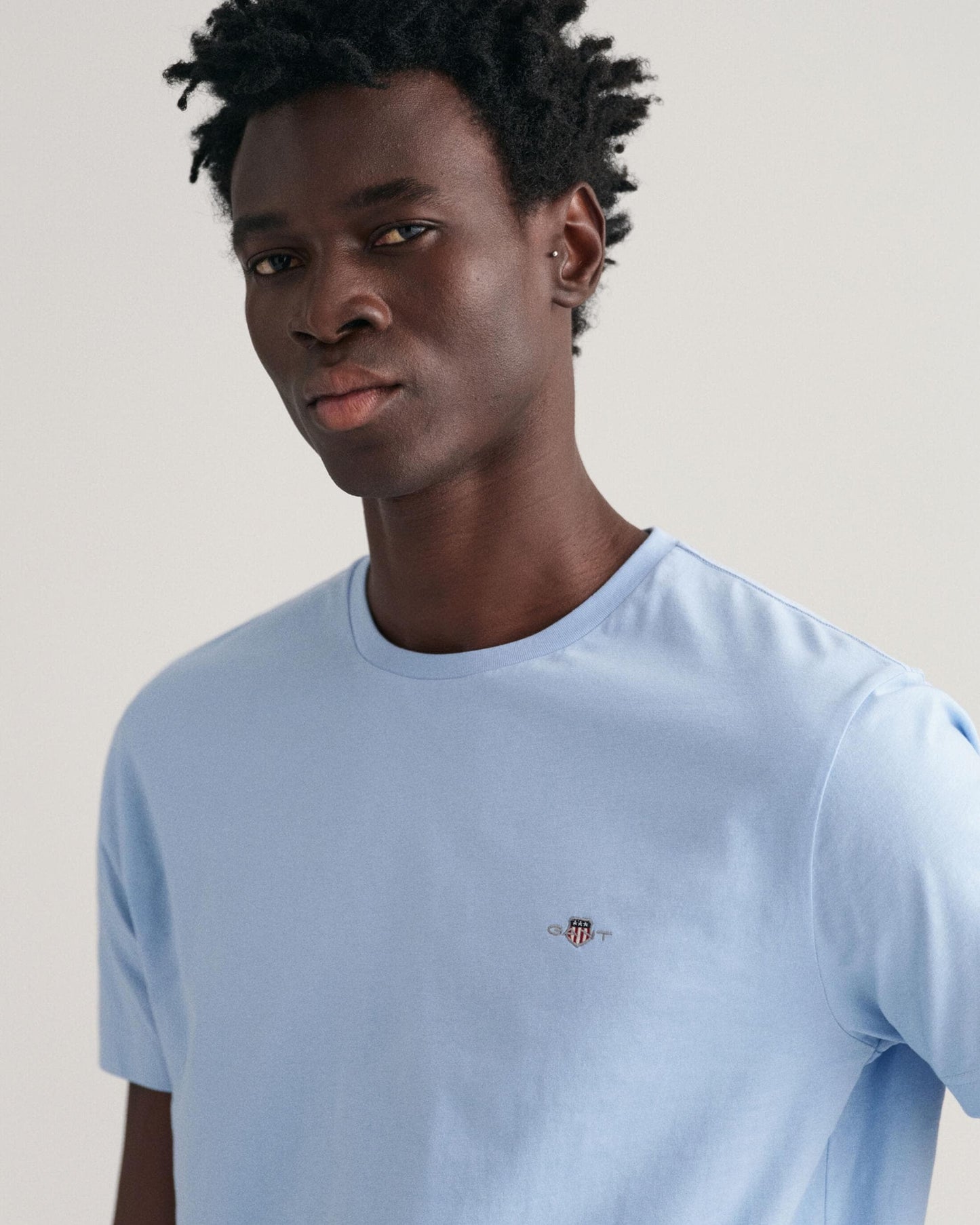 GANT Mens Regular Fit Short Sleeve Shield Logo T-Shirt NOS - 468 Capri Blue