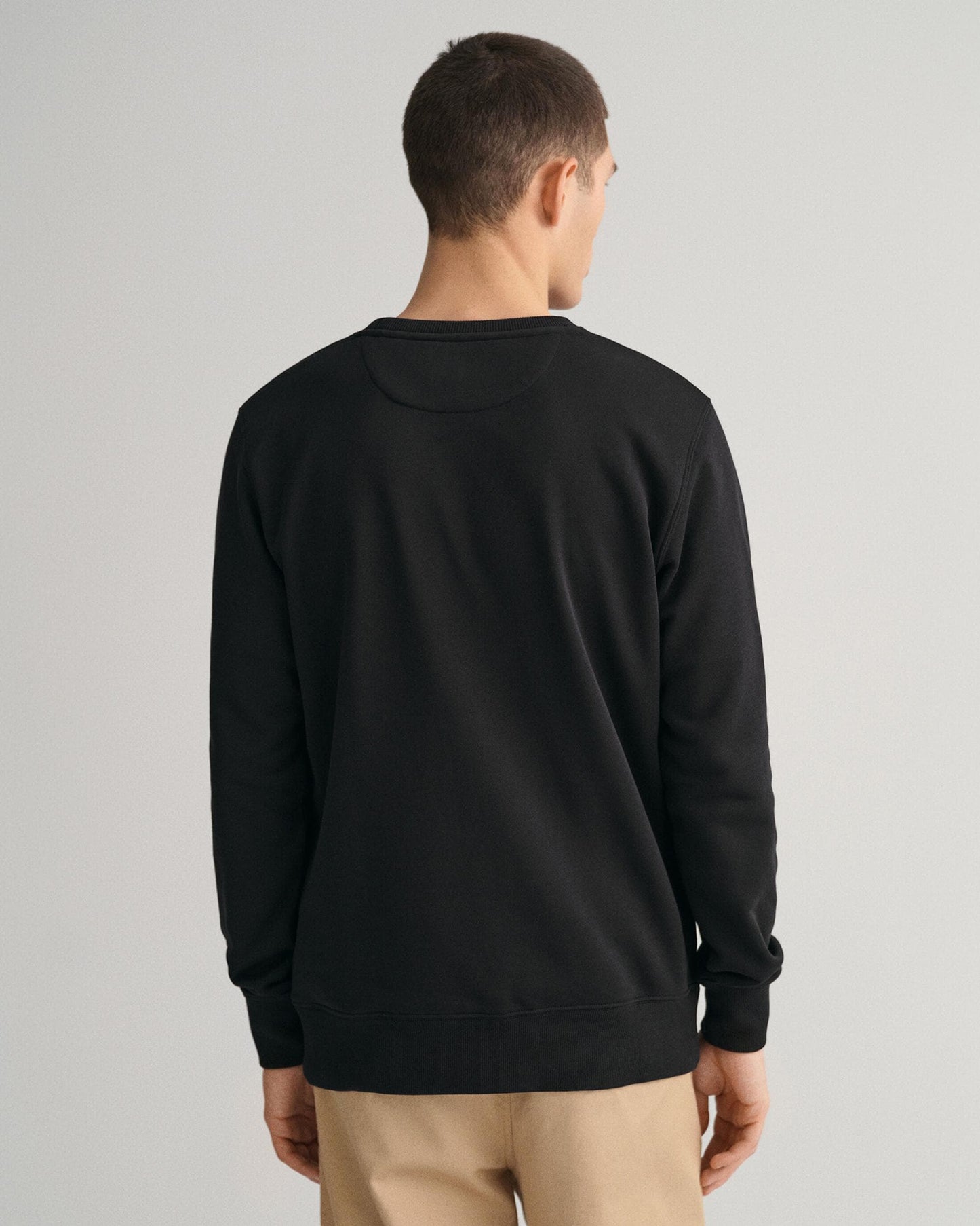 GANT Mens Regular Fit Shield Logo Crew Neck Sweatshirt - 5 Black