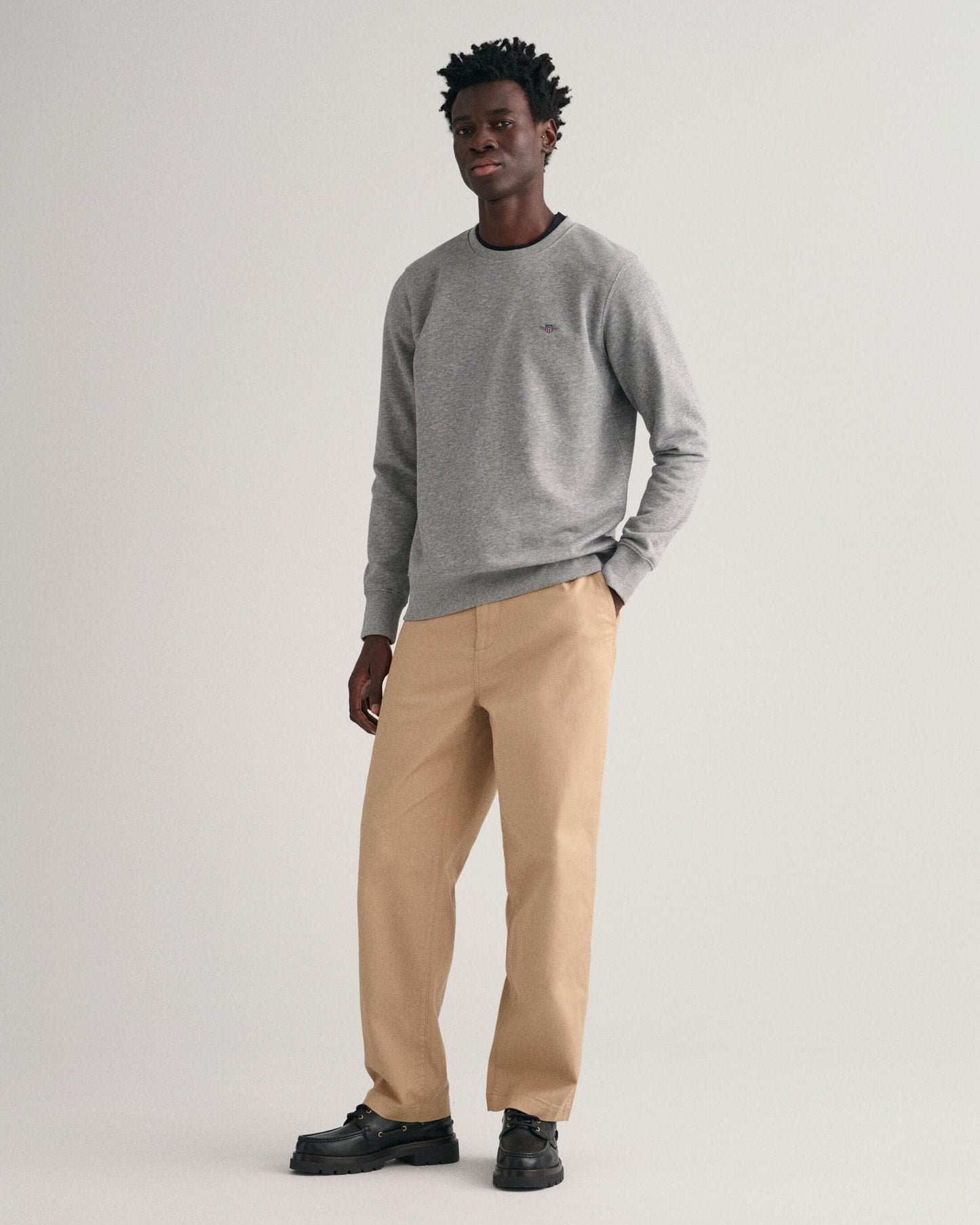 GANT Mens Regular Fit Shield Logo Crew Neck Sweatshirt - 93 Grey Melange