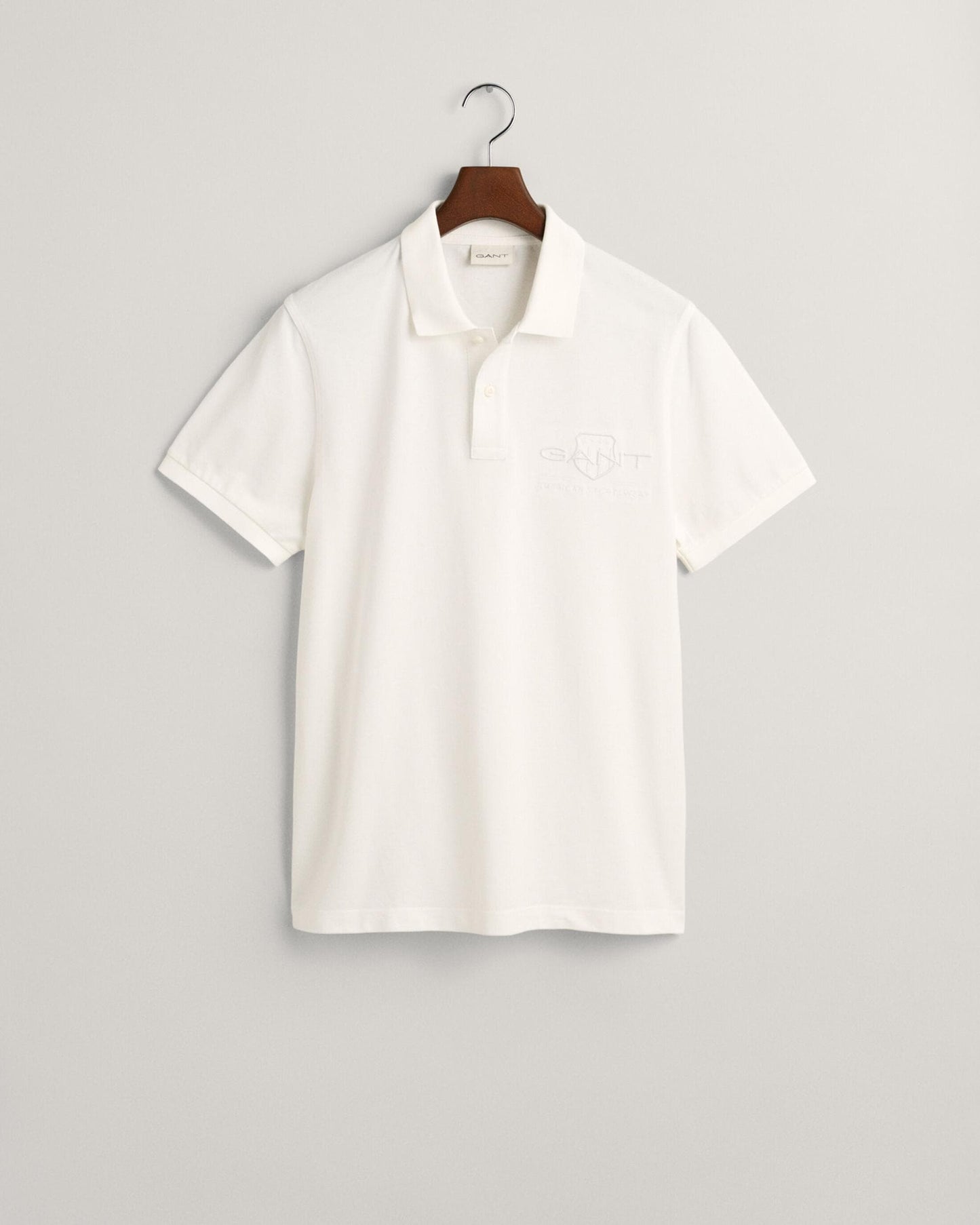 GANT Regular Fit Tonal Shield Logo Short Sleeve Rugger