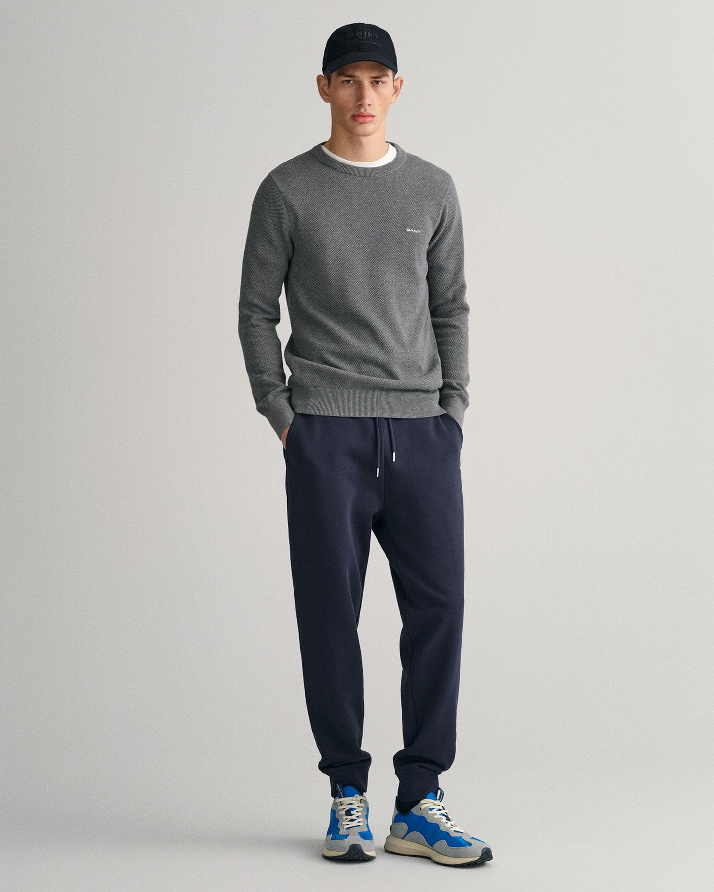 GANT Mens Cotton Pique Crew Neck Jumper - 92 Dark Grey Melange