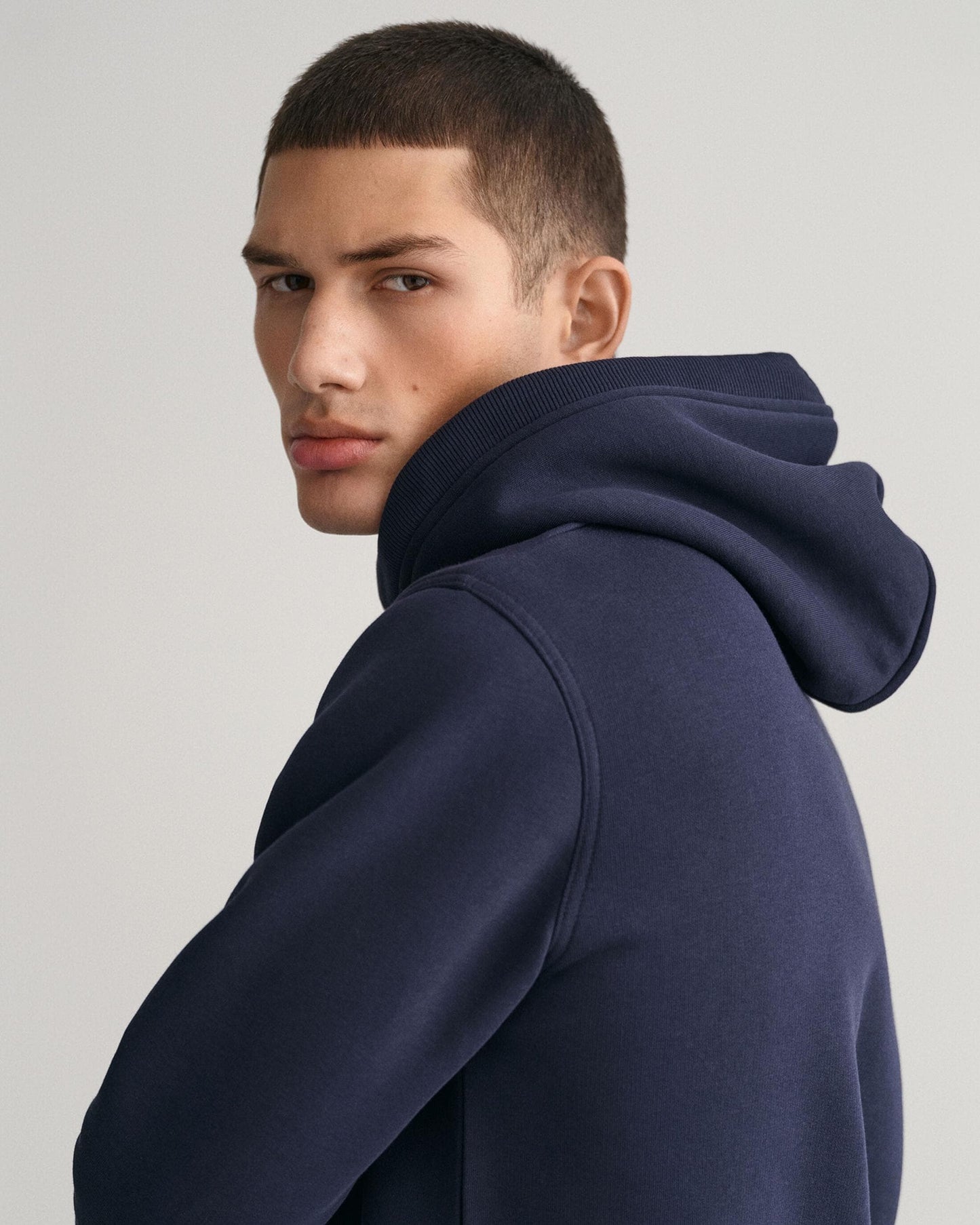 GANT Mens Regular FIt Archive Shield Pullover Hoodie - 433 Evening Blue