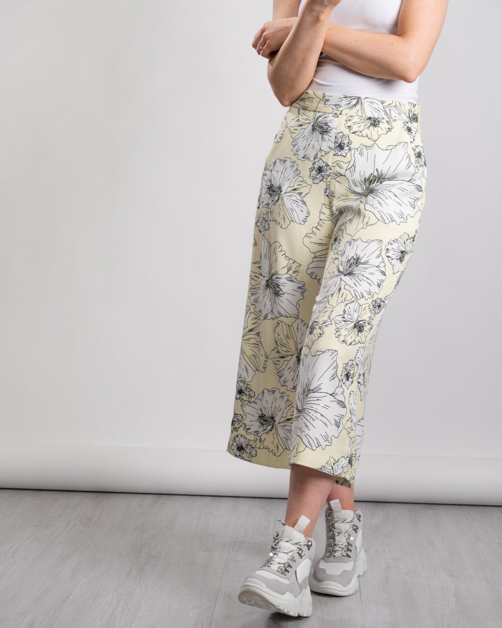 Great Plains Tropical Fauna Womens Culotte
