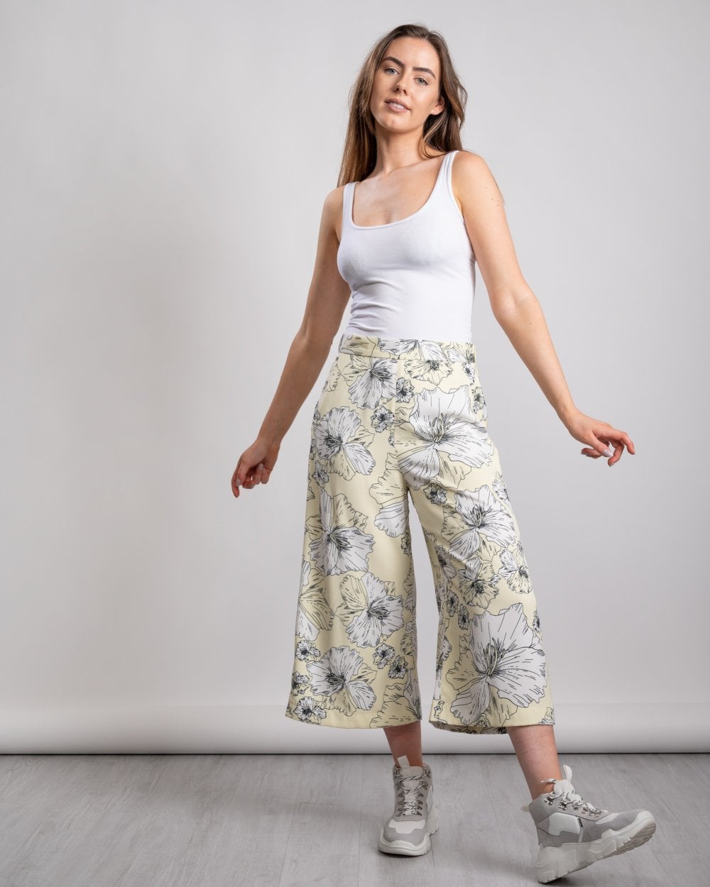 Great Plains Tropical Fauna Womens Culotte