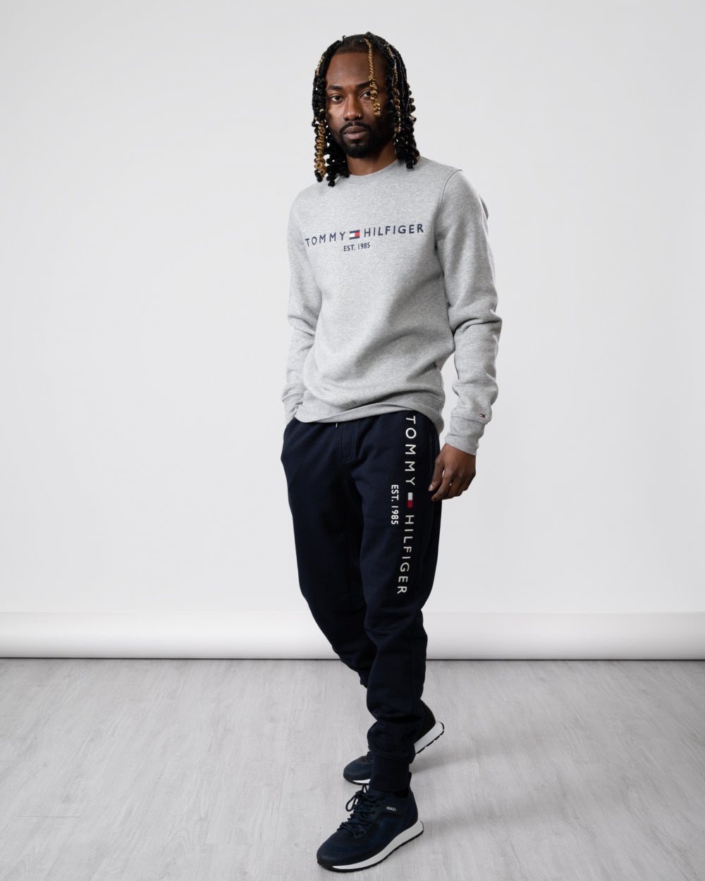 Tommy Hilfiger Tommy Logo Mens Sweatshirt - Light Grey Heather