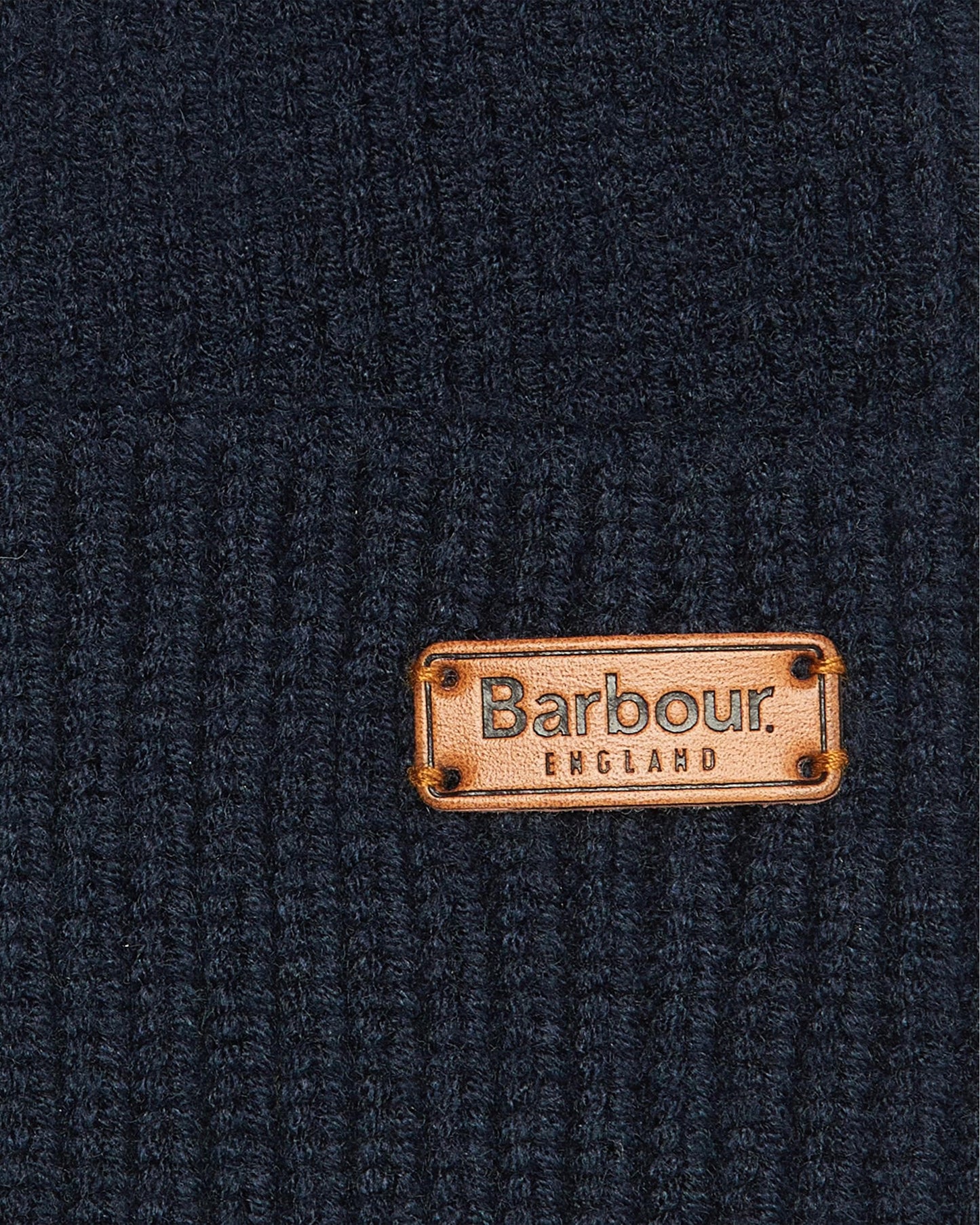 Barbour Dover Beanie & Hailes Scarf Gift Set - Classic