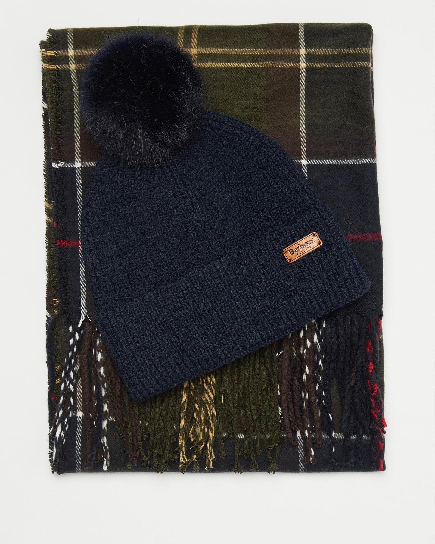 Barbour Dover Beanie & Hailes Scarf Gift Set - Classic