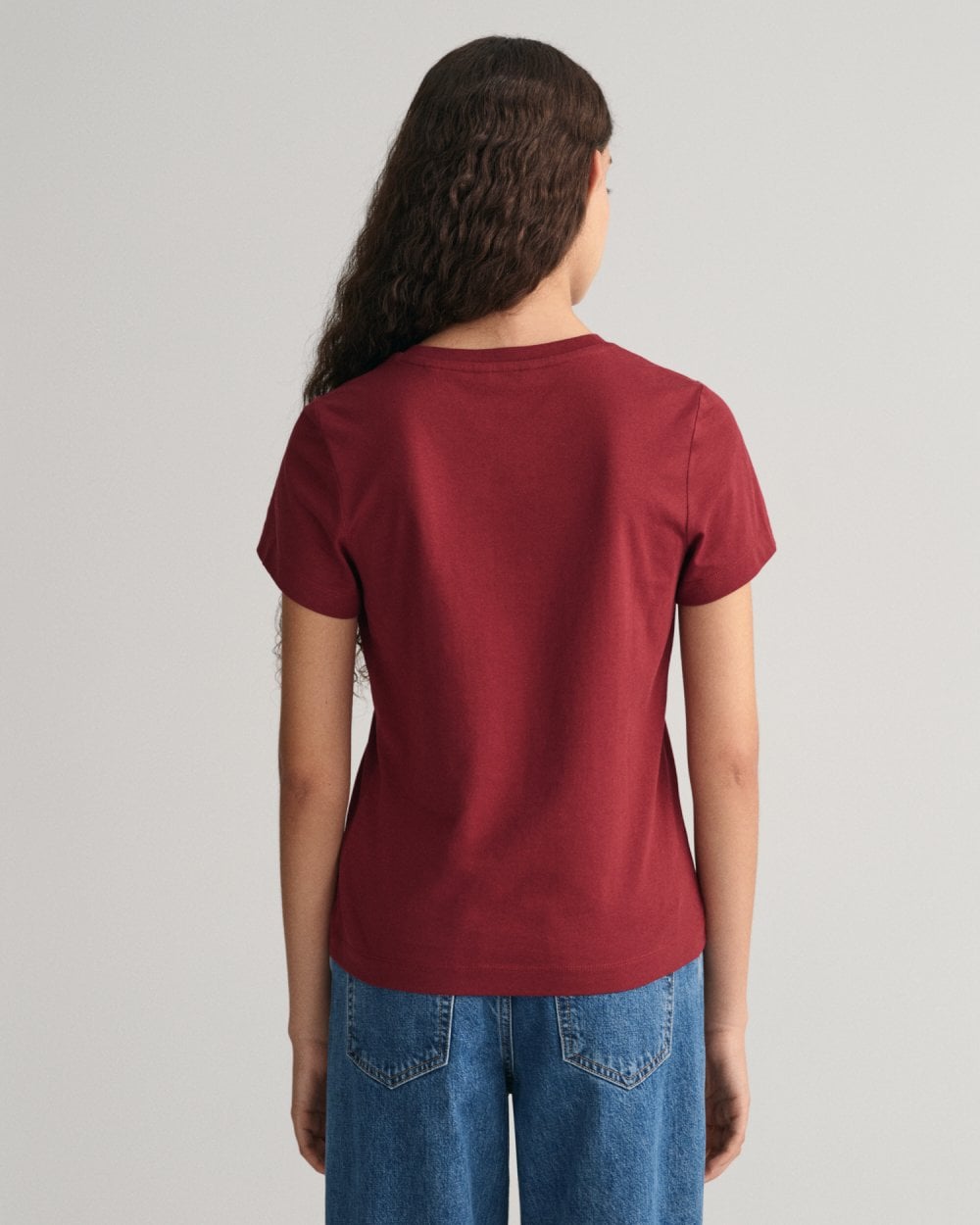 GANT Womens Regular Fit Script Logo T-Shirt