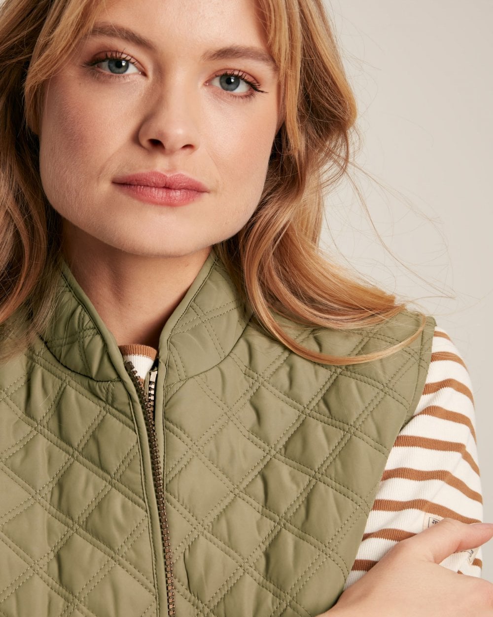 Joules Minx Womens Diamond Quilt Gilet - Taupe Green