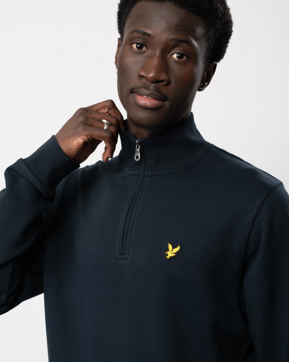 Lyle & Scott Mens Embroidered Quarter Zip Sweatshirt - Z271 Dark Navy