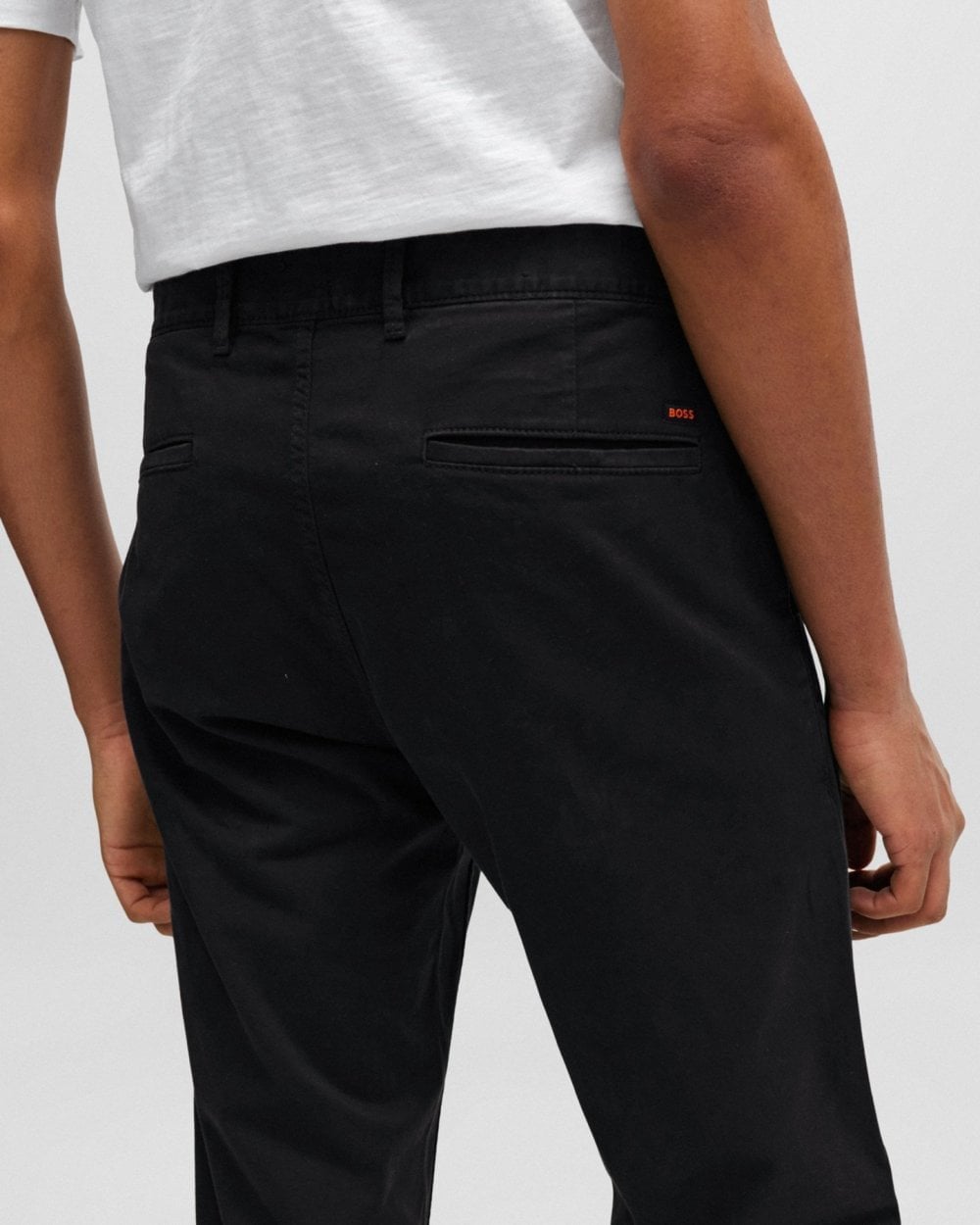 BOSS Orange Mens Slim Fit Chinos in Stretch-Cotton Satin NOS - Black 001