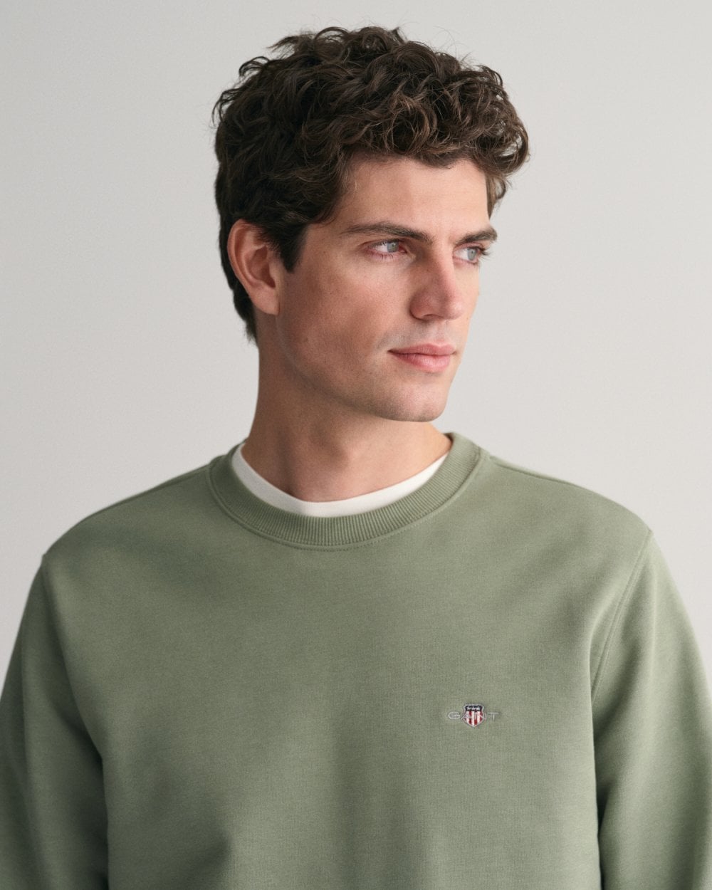 GANT Mens Regular Fit Shield Logo Crew Neck Sweatshirt - 375 Dry Green
