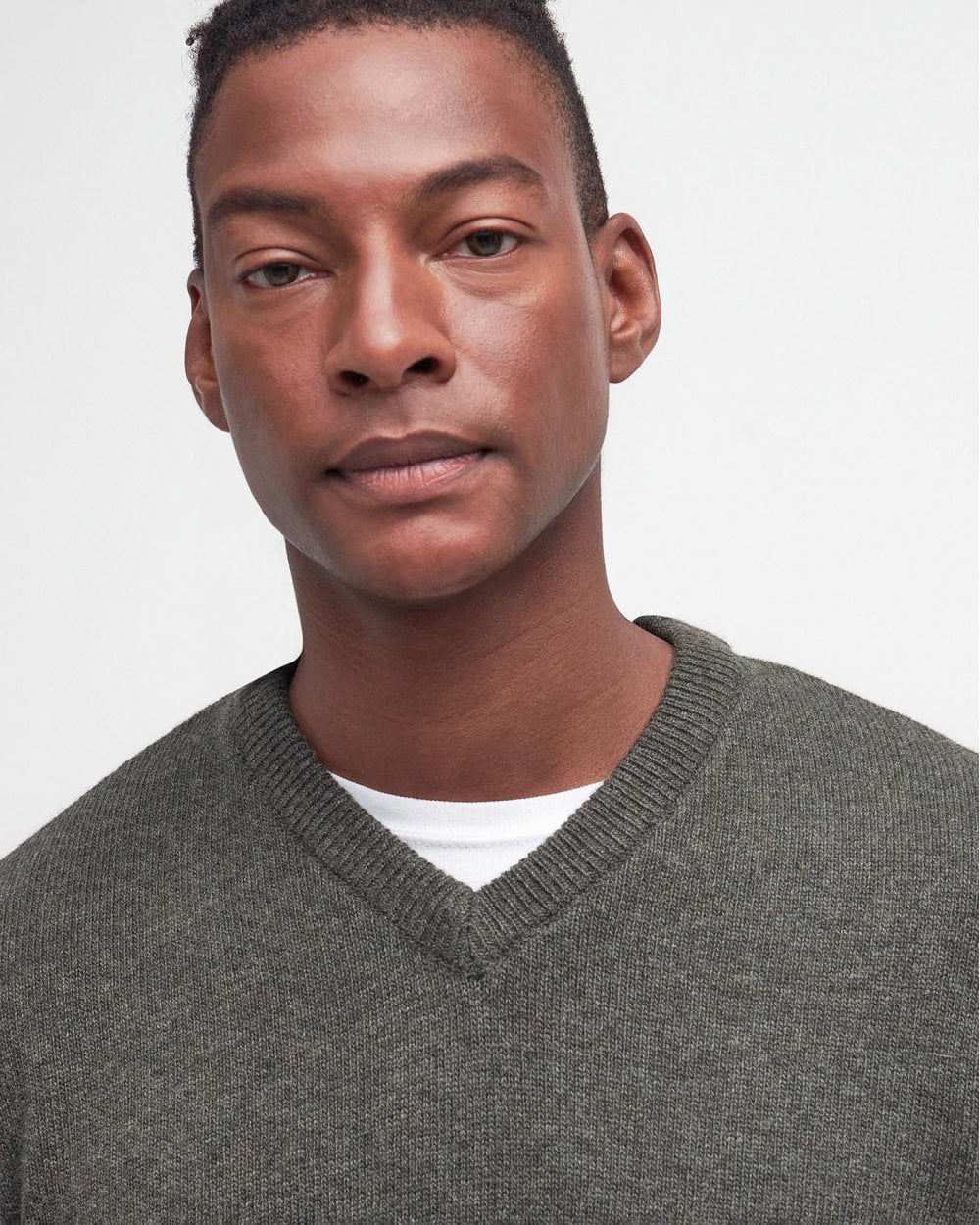 Barbour Barbour Nelson Essential V Neck Mens Jumper