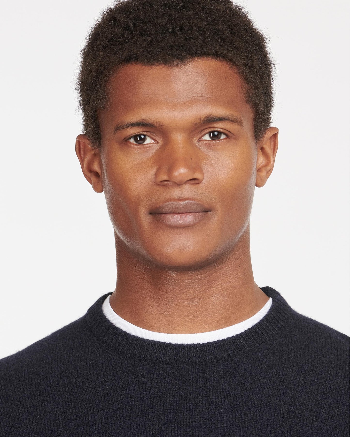 Barbour Essential Patch Mens Crew-Neck Jumper - Navy