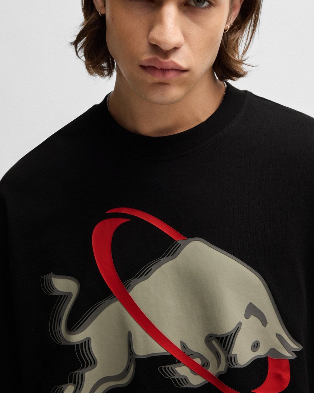 HUGO HUGO x RB Danirick Mens Oversized-Fit T-Shirt with Signature Red Bull Motif
