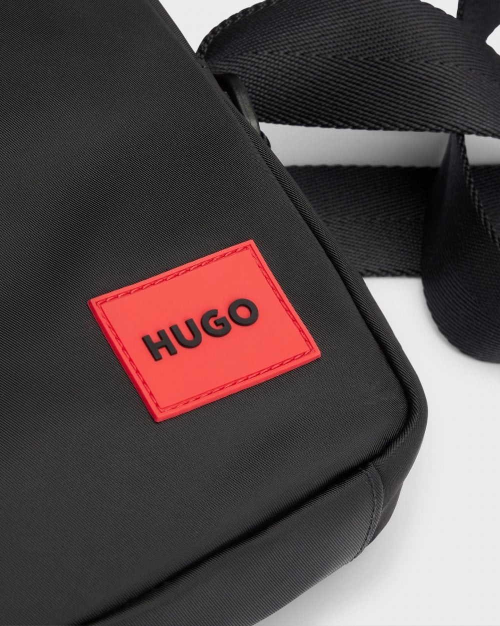 HUGO Ethon 2.0N Mens Reporter Bag with Red Logo Patch NOS