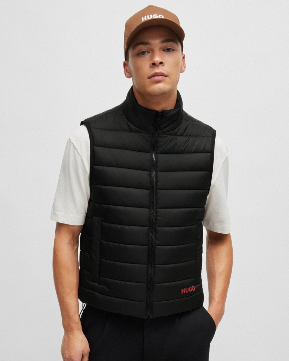 HUGO HUGO Brentino2431 Mens Water Repellent Slim-Fit Padded Gilet with Logo Detail