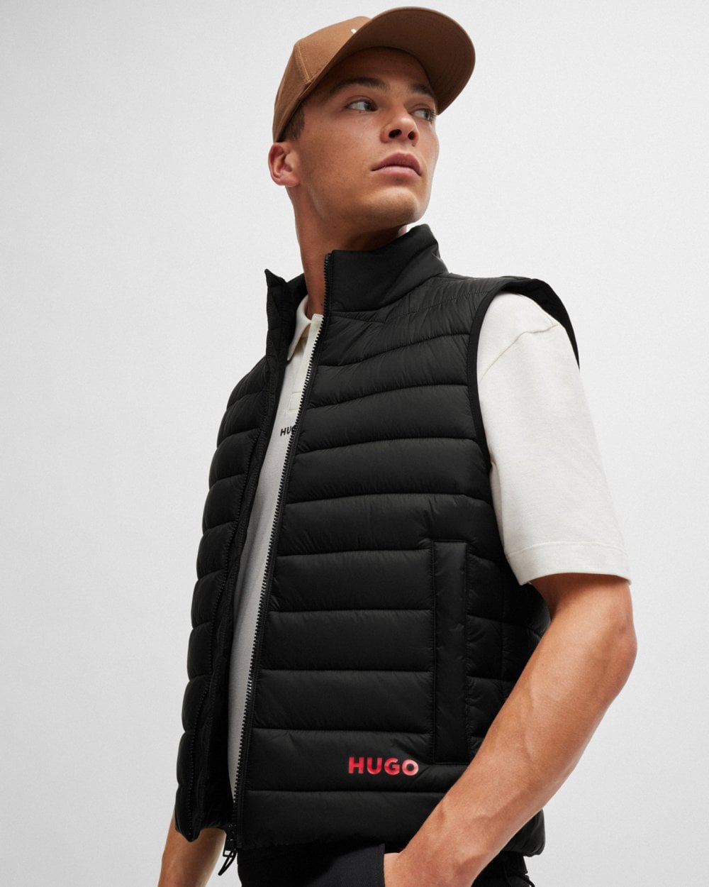 HUGO HUGO Brentino2431 Mens Water Repellent Slim-Fit Padded Gilet with Logo Detail