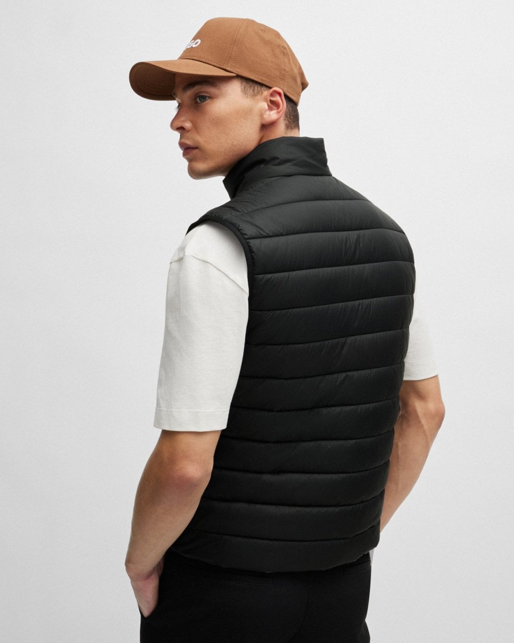 HUGO HUGO Brentino2431 Mens Water Repellent Slim-Fit Padded Gilet with Logo Detail