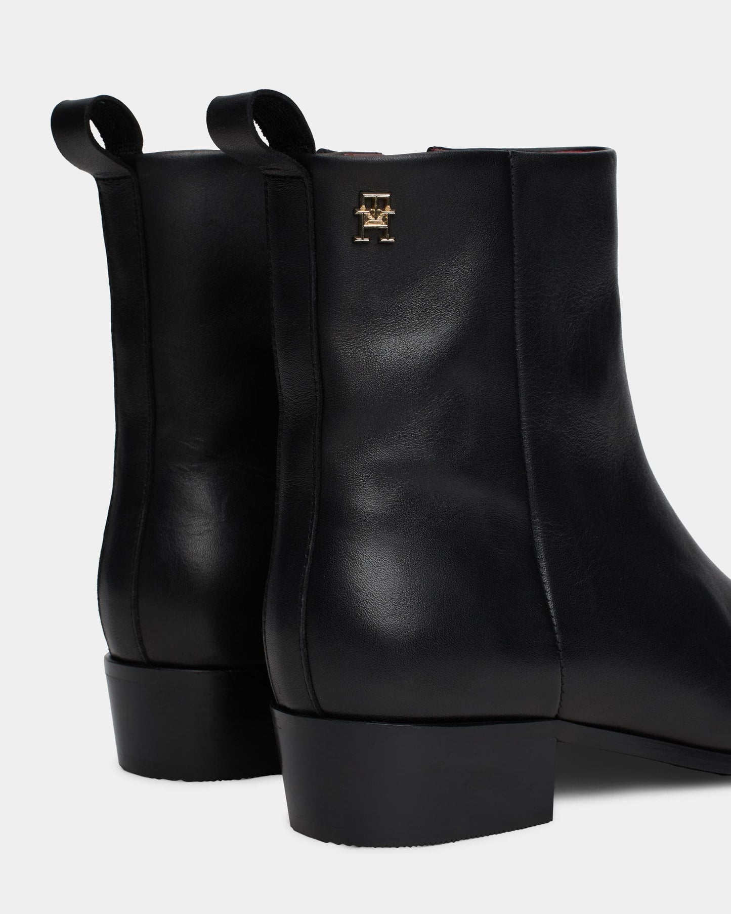 Tommy Hilfiger Low-Heel Cowboy Womens Flat Leather Boots