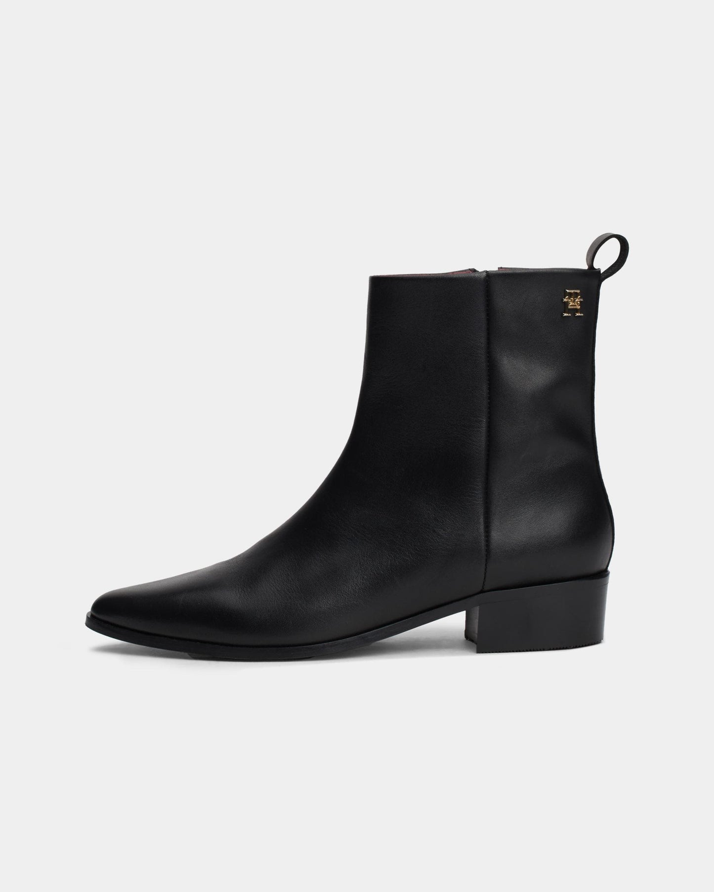 Tommy Hilfiger Low-Heel Cowboy Womens Flat Leather Boots