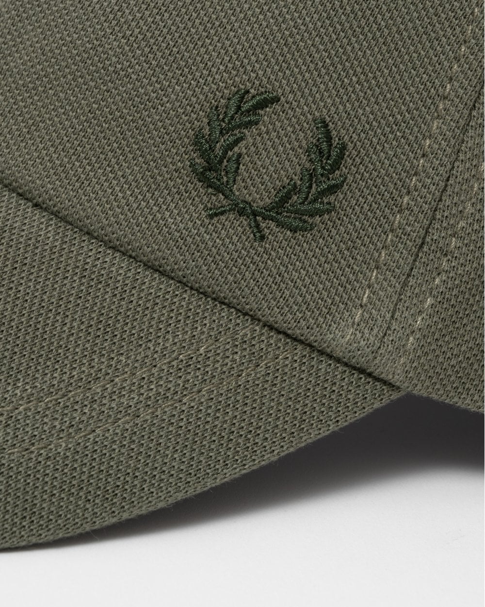 Fred Perry Classic Piqué Cap - Laurel Wreath Green/Night Green W49