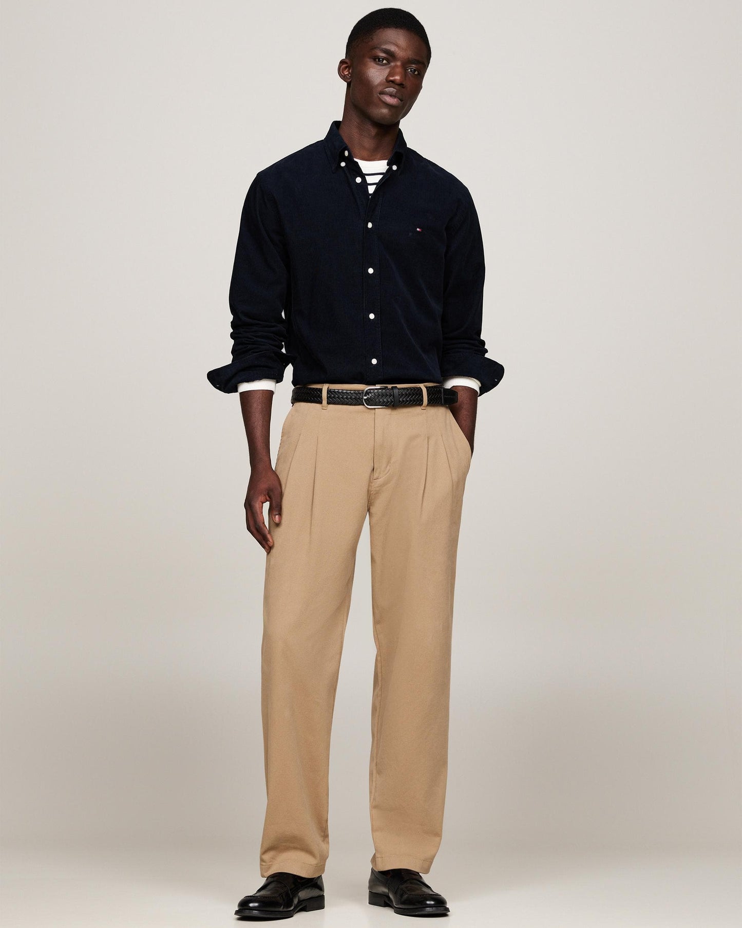 Tommy Hilfiger Tommy Hilfiger Solid Corduroy Mens Long Sleeve Shirt