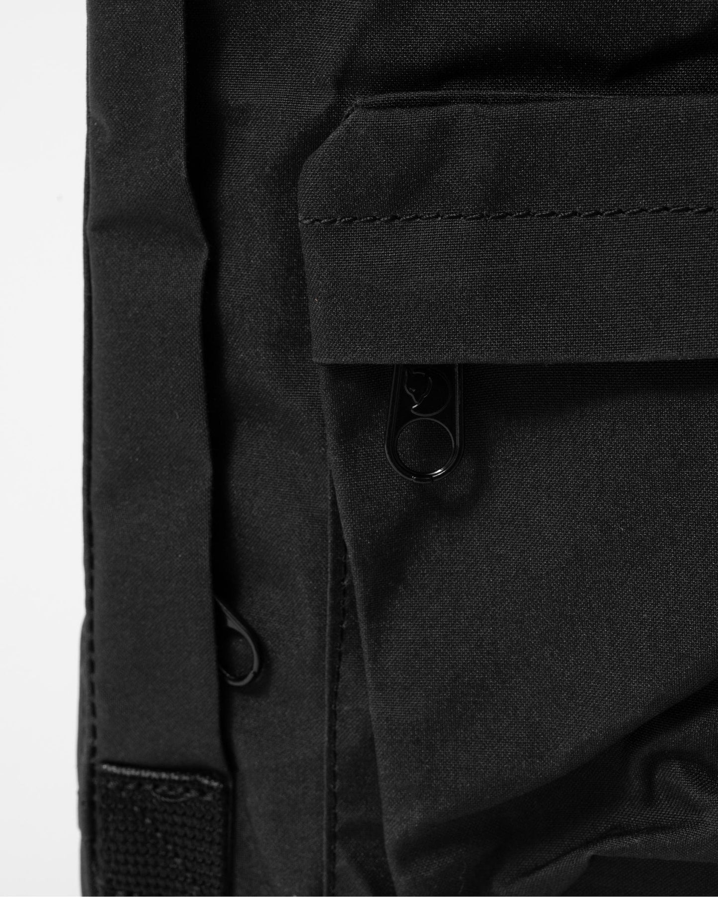 Fjallraven Kanken Classic Unisex Backpack - Black 550