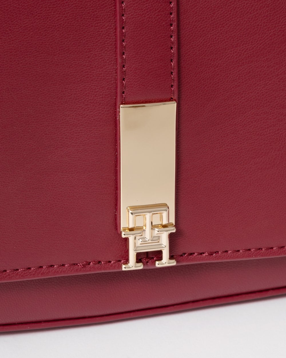 Tommy Hilfiger TH Heritage Womens Saddle Bag