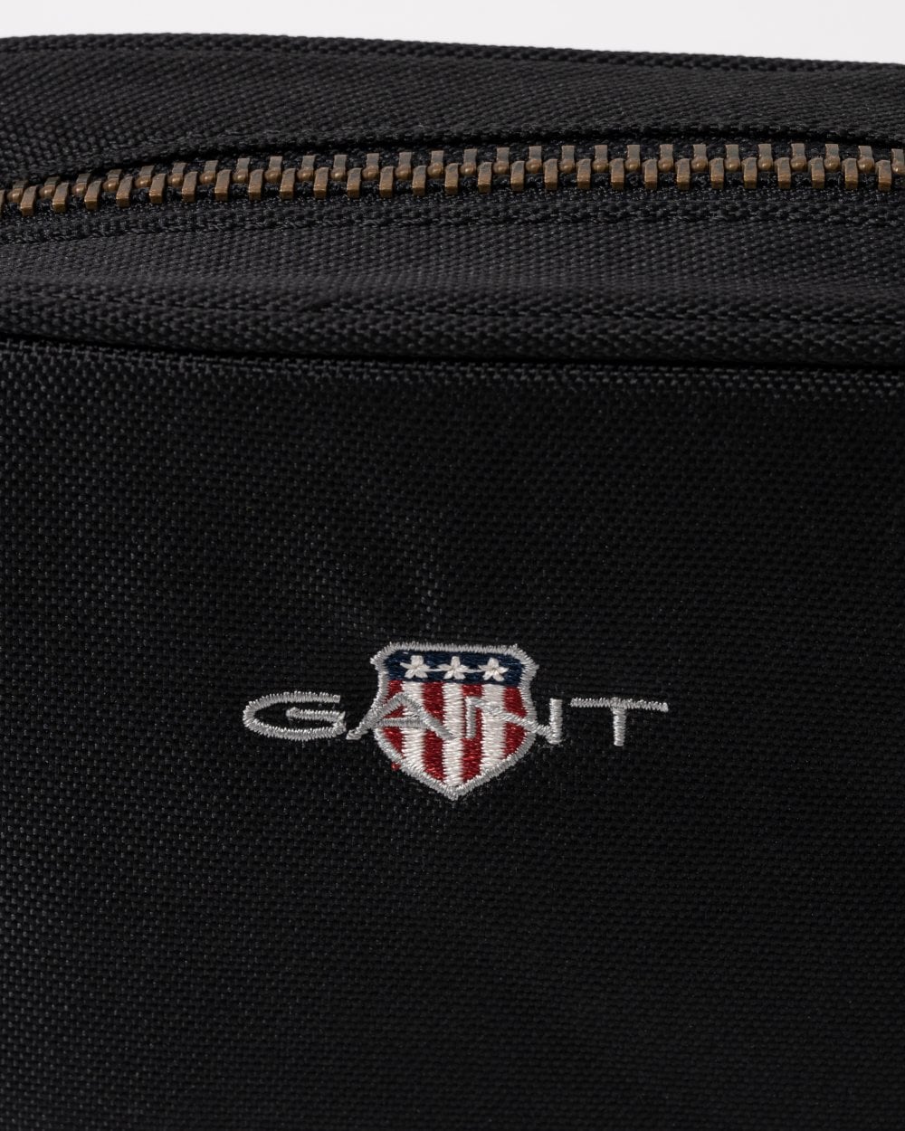 GANT Mens Archive Shield Shoulder Bag