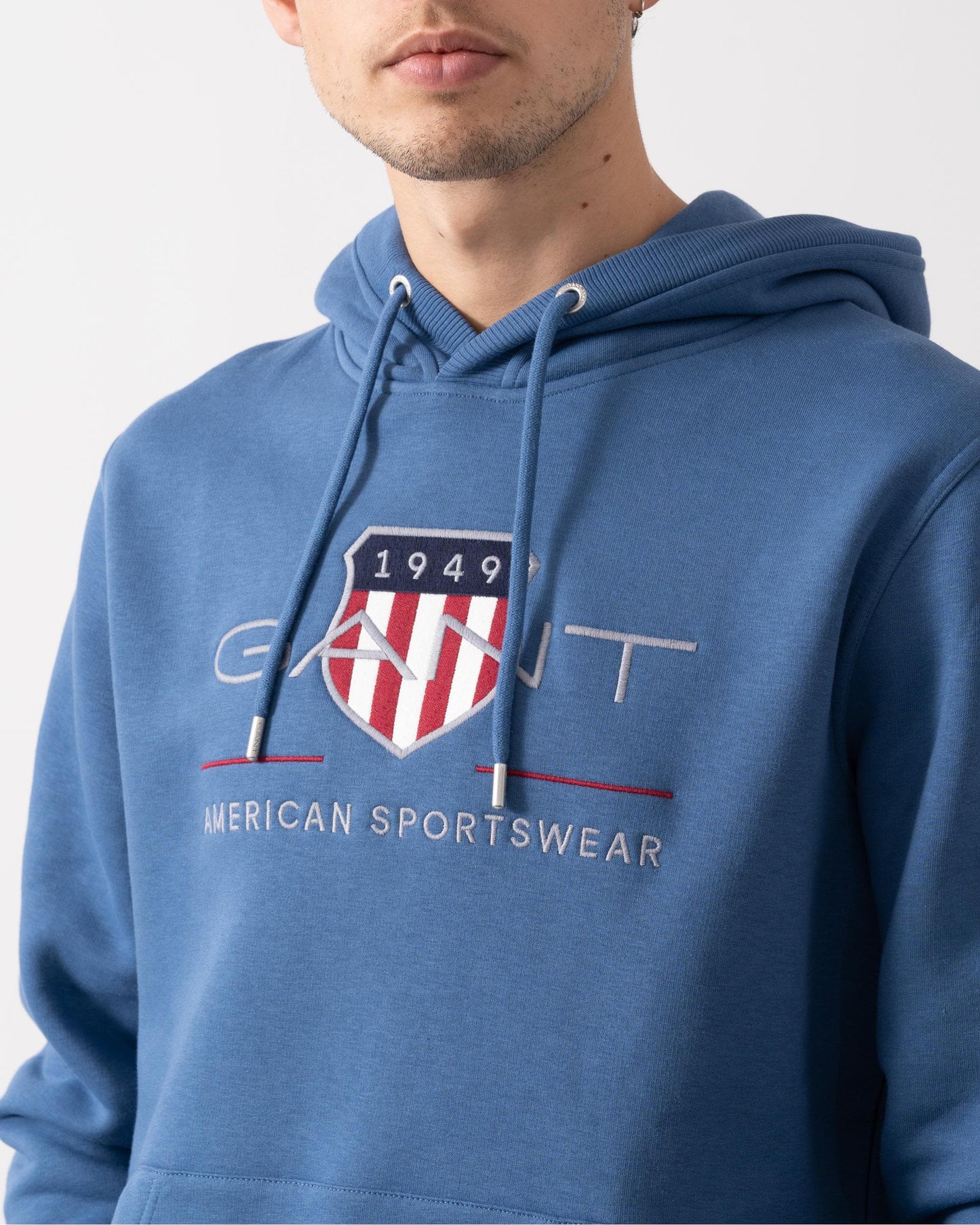 GANT Mens Regular FIt Archive Shield Pullover Hoodie - 442 Vintage Blue