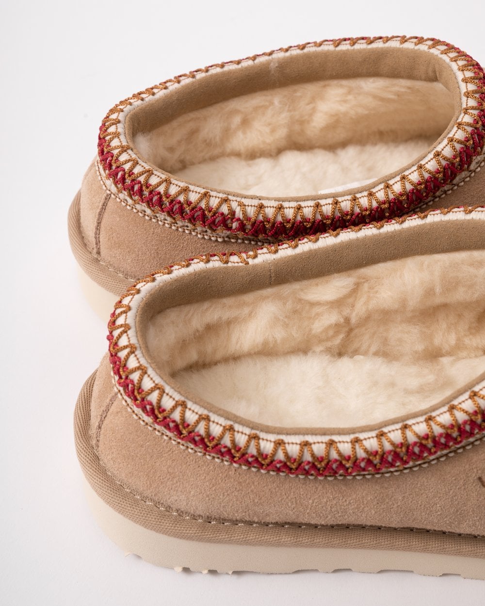 UGG Tasman Womens Slippers - Sand/Dark Cherry