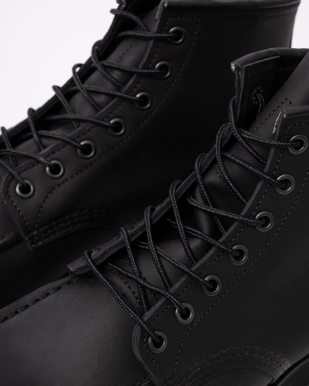 Red Wing 6 Inch Moc Toe Mens Boot - Black Harness