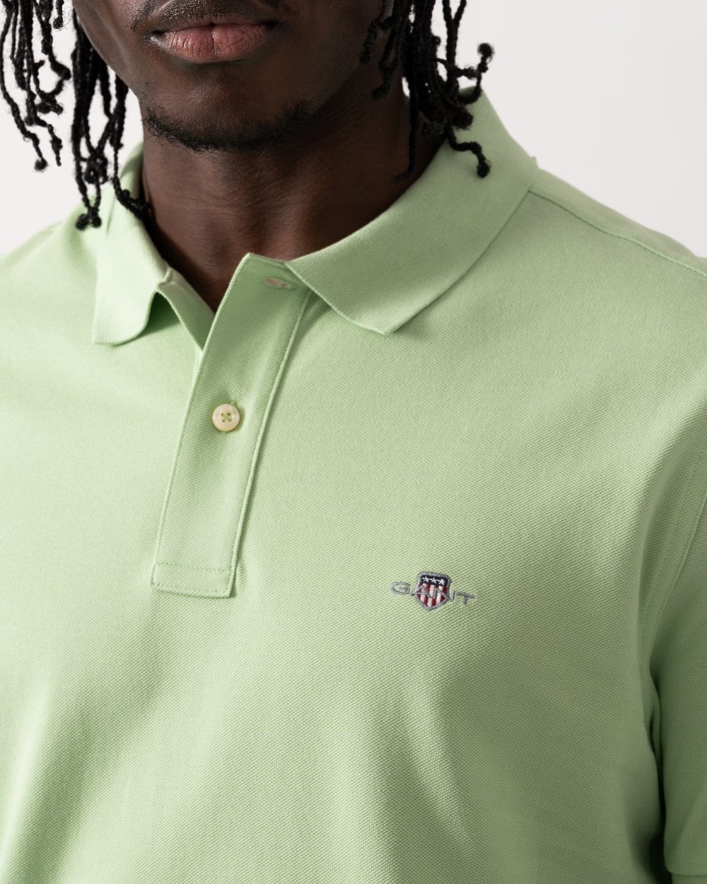GANT Mens Regular Fit Short Sleeve Shield Logo Pique Polo - 342 Apple Green