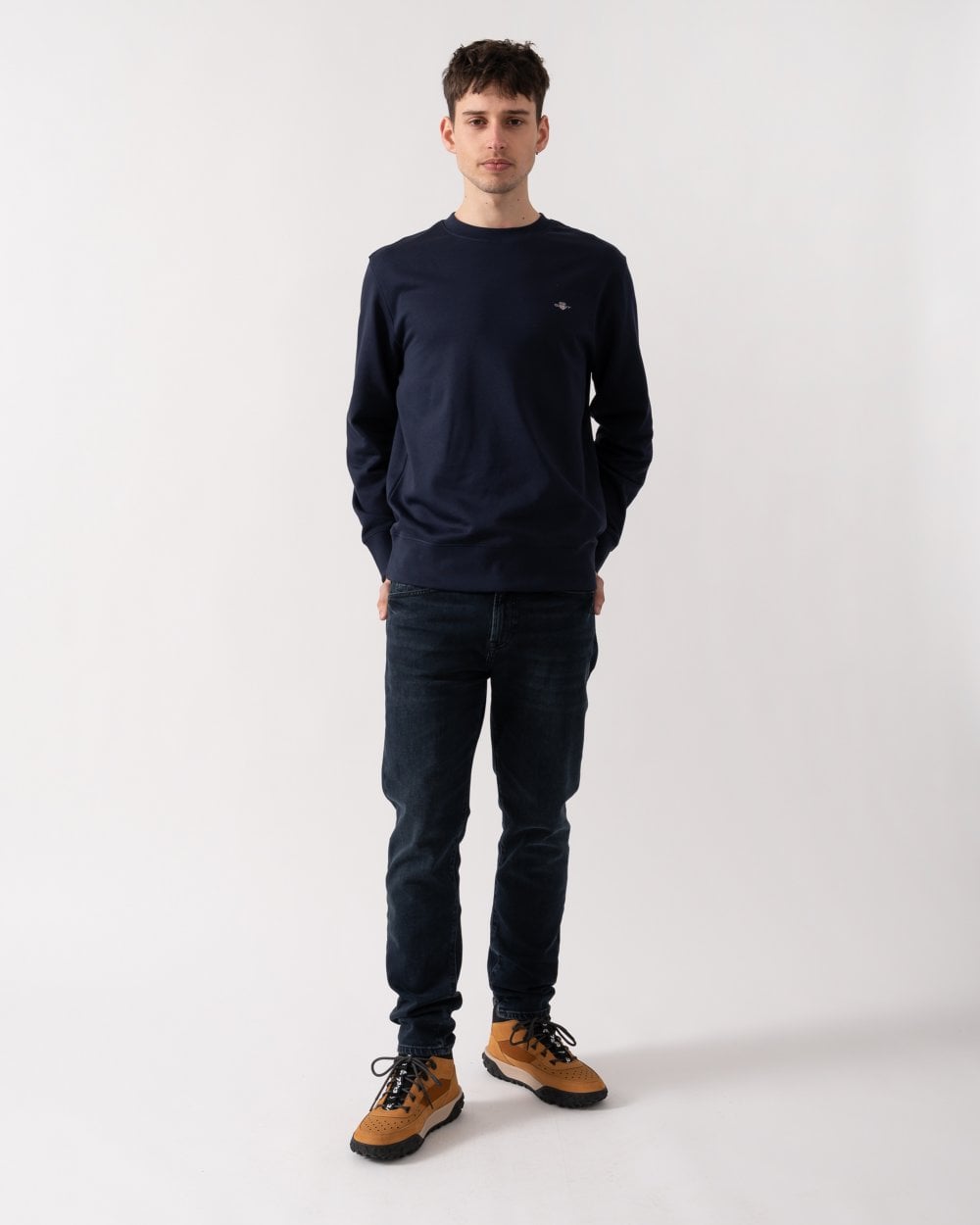 GANT GANT Reg Embroidered Archive Shield Crew Neck Sweatshirt