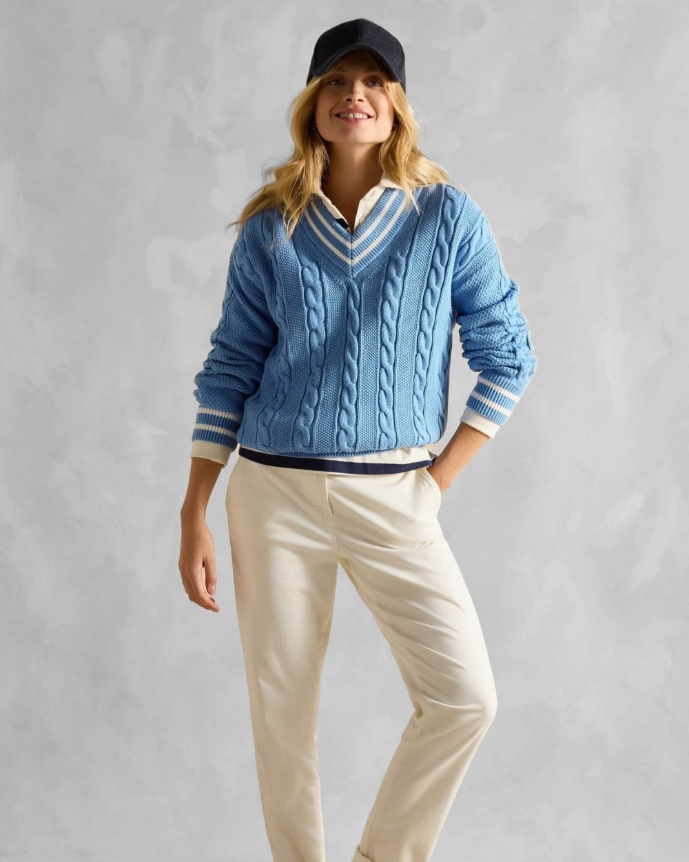 Joules Dibly Womens V-Neck Cable Knit Jumper