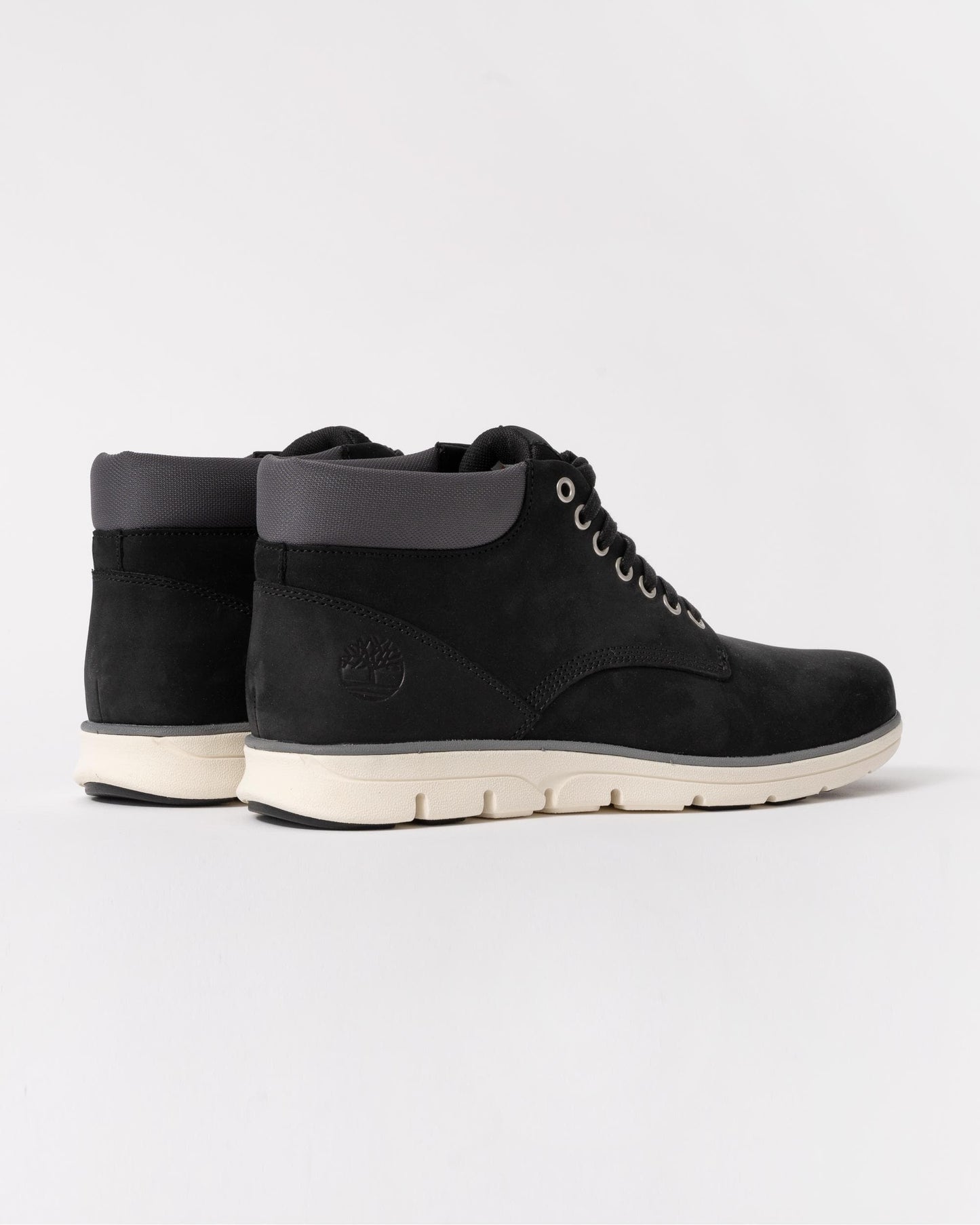 Timberland Bradstreet Leather Mens Chukka Boot - Black