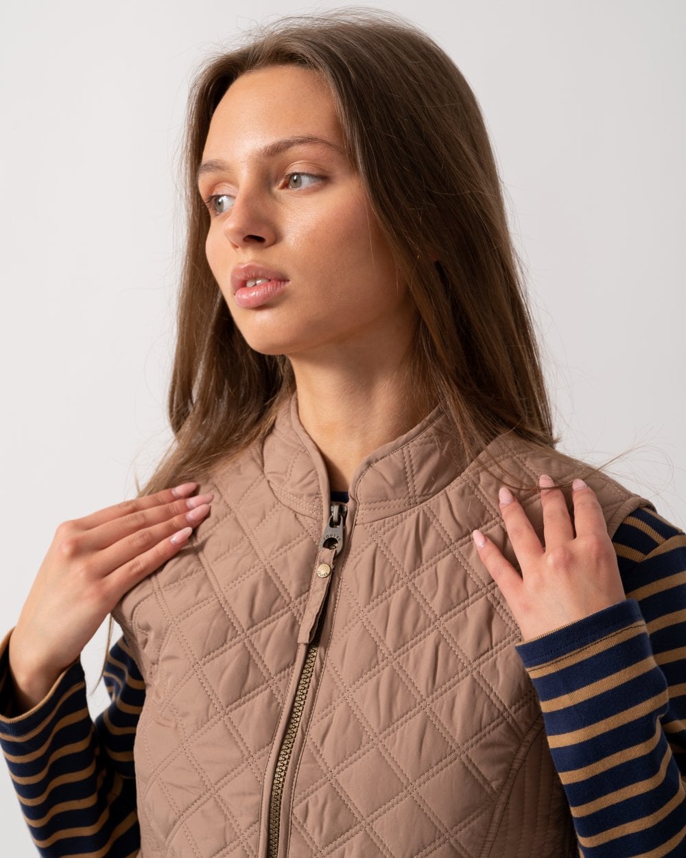 Joules Minx Womens Diamond Quilt Gilet - Light Brown