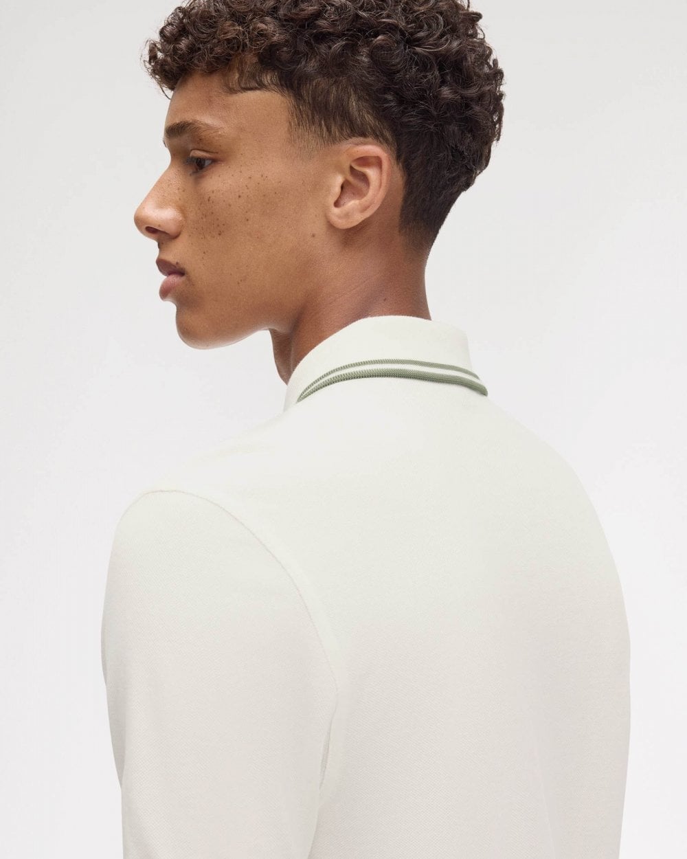 Fred Perry Mens Twin Tipped Signature Polo Shirt Pre A/W 25 - Light Ecru/Olive Mint  Y54