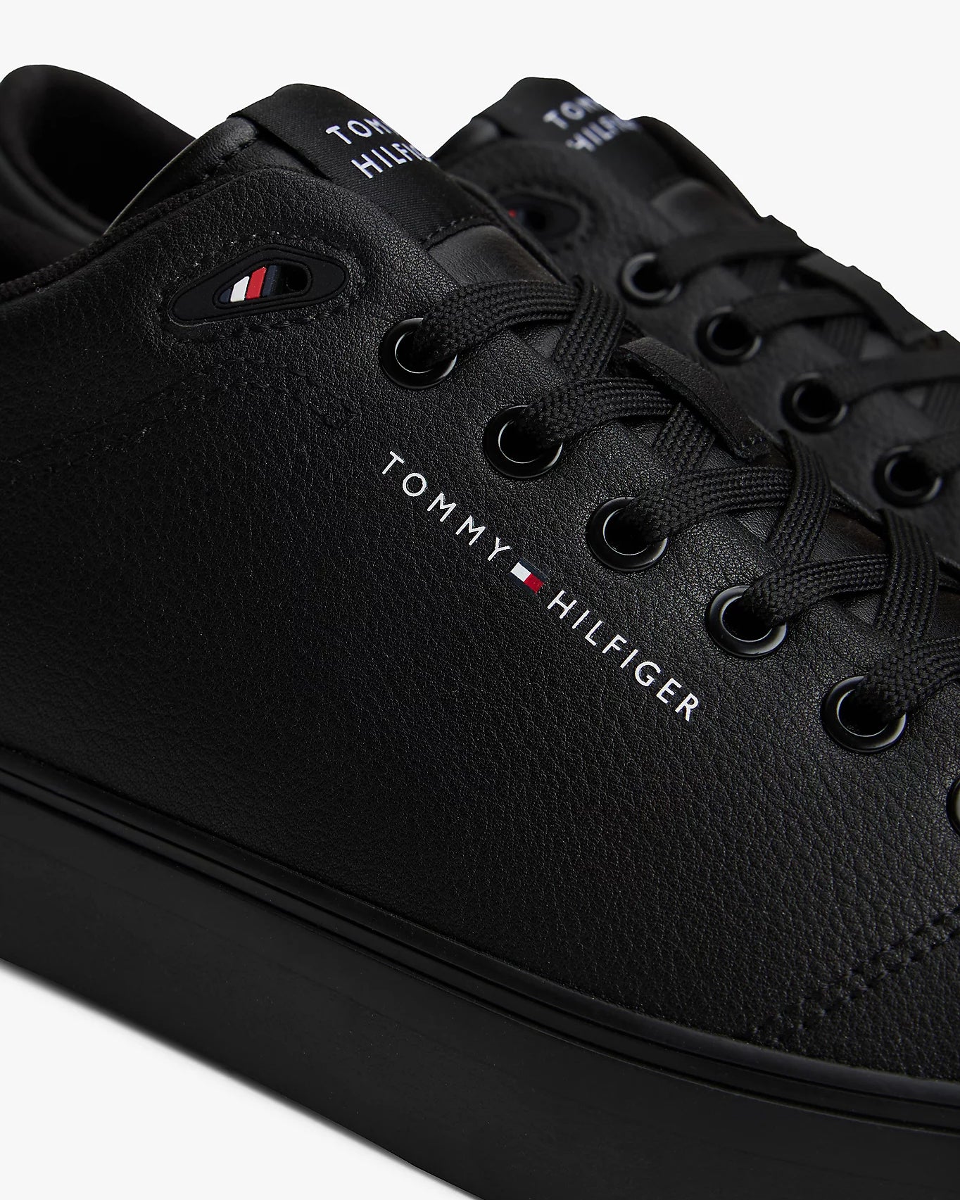 Tommy Hilfiger TH Core Low-Top Mens Vulcanised Leather Trainers - Black
